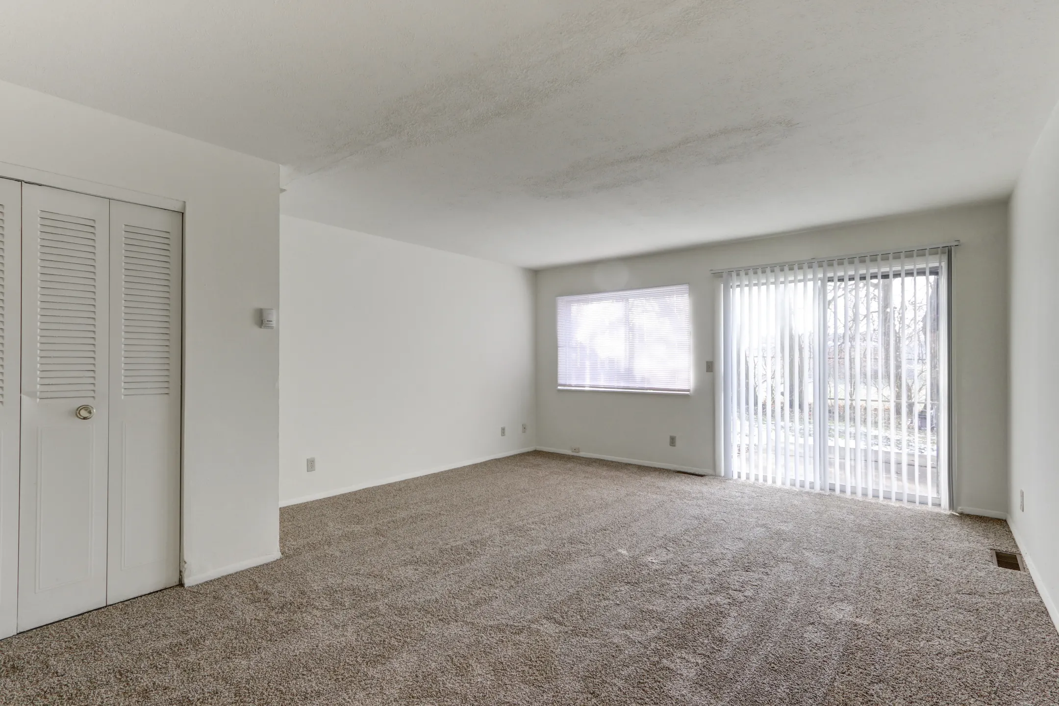 Elkhart Green Apartments - 123 W Hively Ave | Elkhart, IN for Rent | Rent.