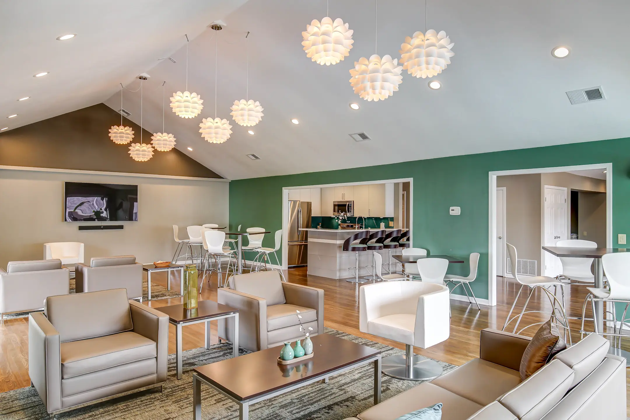 Pinegate 9002 W 64th Ter Merriam, KS Apartments for Rent Rent.