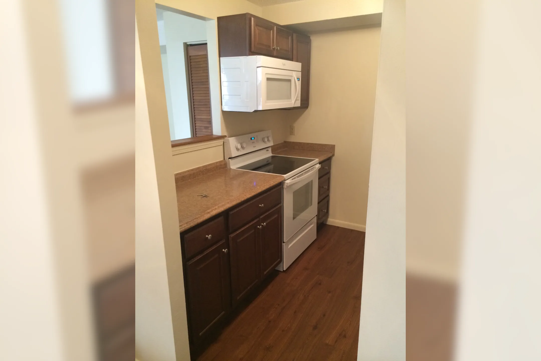 Washington Green Apartments East Walpole, MA 02032