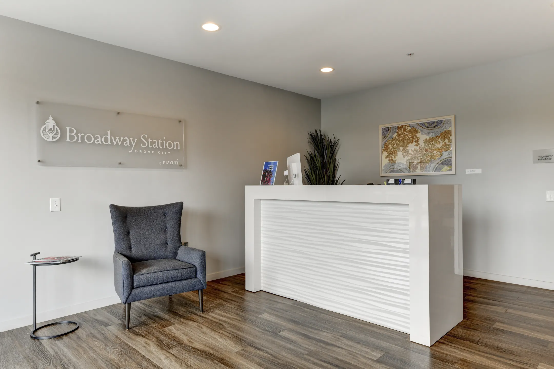 Leasing Office - Broadway Station - Grove City, OH