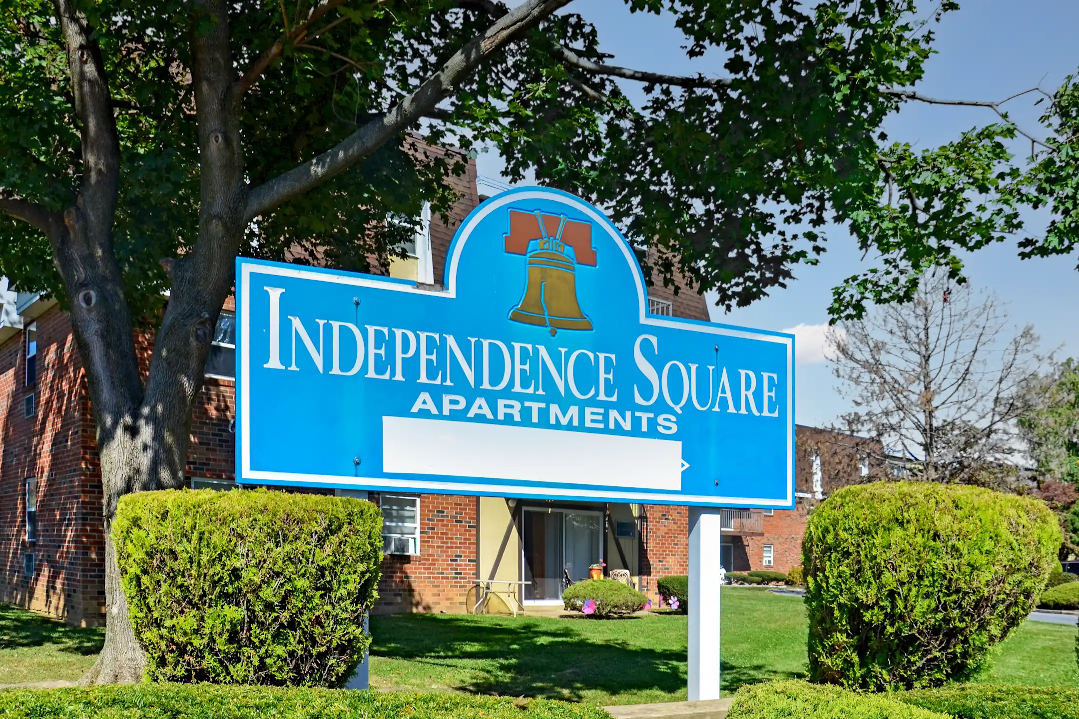 Independence Square Apartments Apartments Whitehall, PA 18052