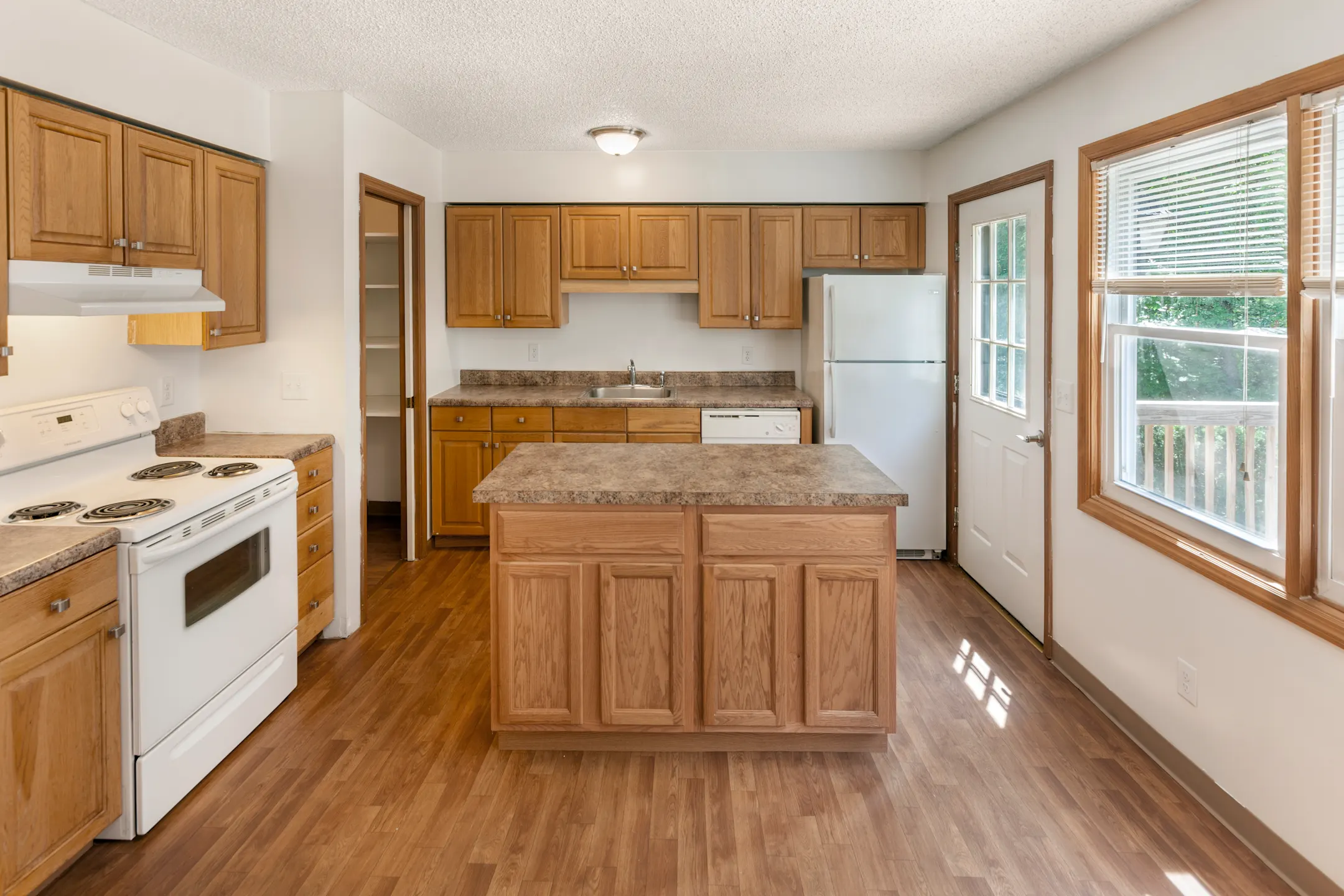 English Village Apartments 1 Jennifer Dr Gansevoort, NY Apartments