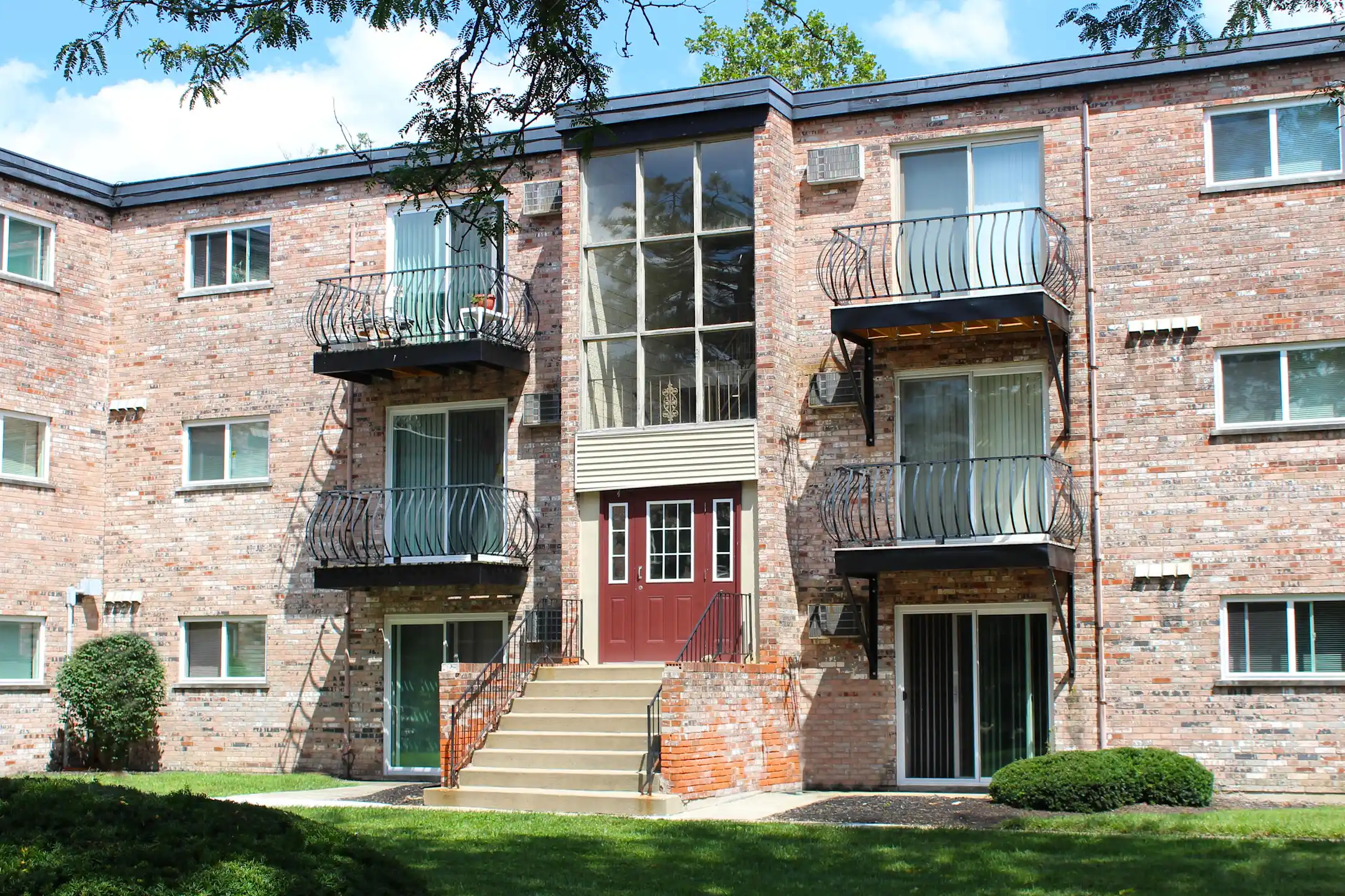 Summit East Apartments a Senior Community Apartments - Cincinnati, OH 45237