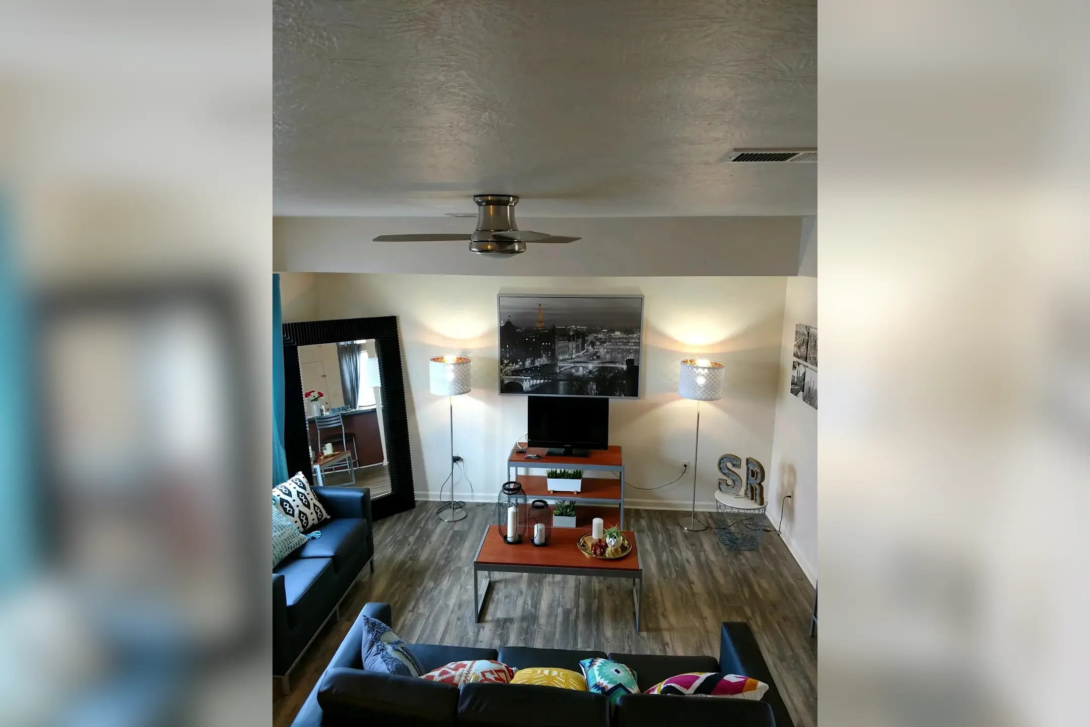 Kitchen - The Heights At Slippery Rock - Slippery Rock, PA