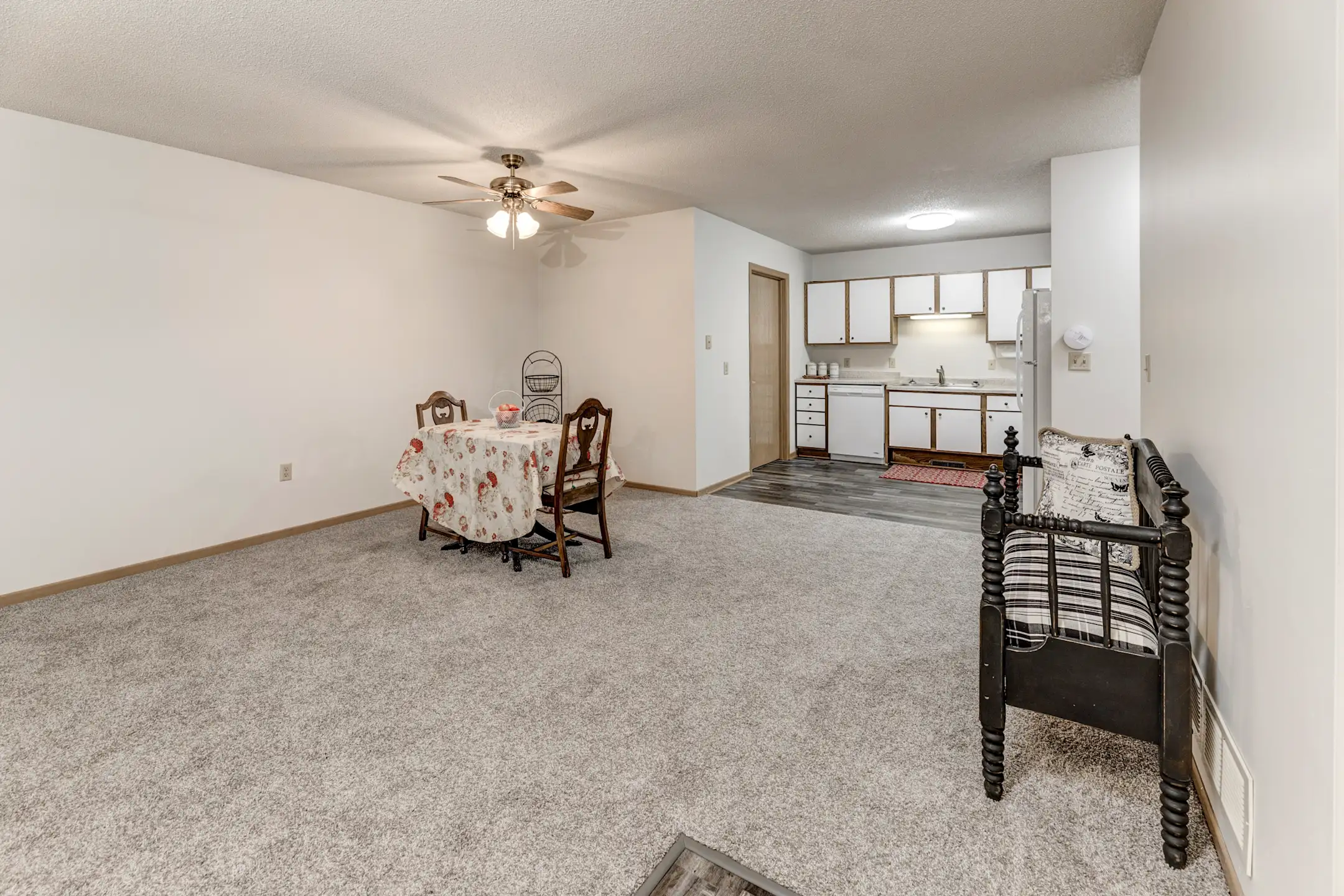 Eastwood Village Senior Townhomes Townhomes Oakdale, MN 55128