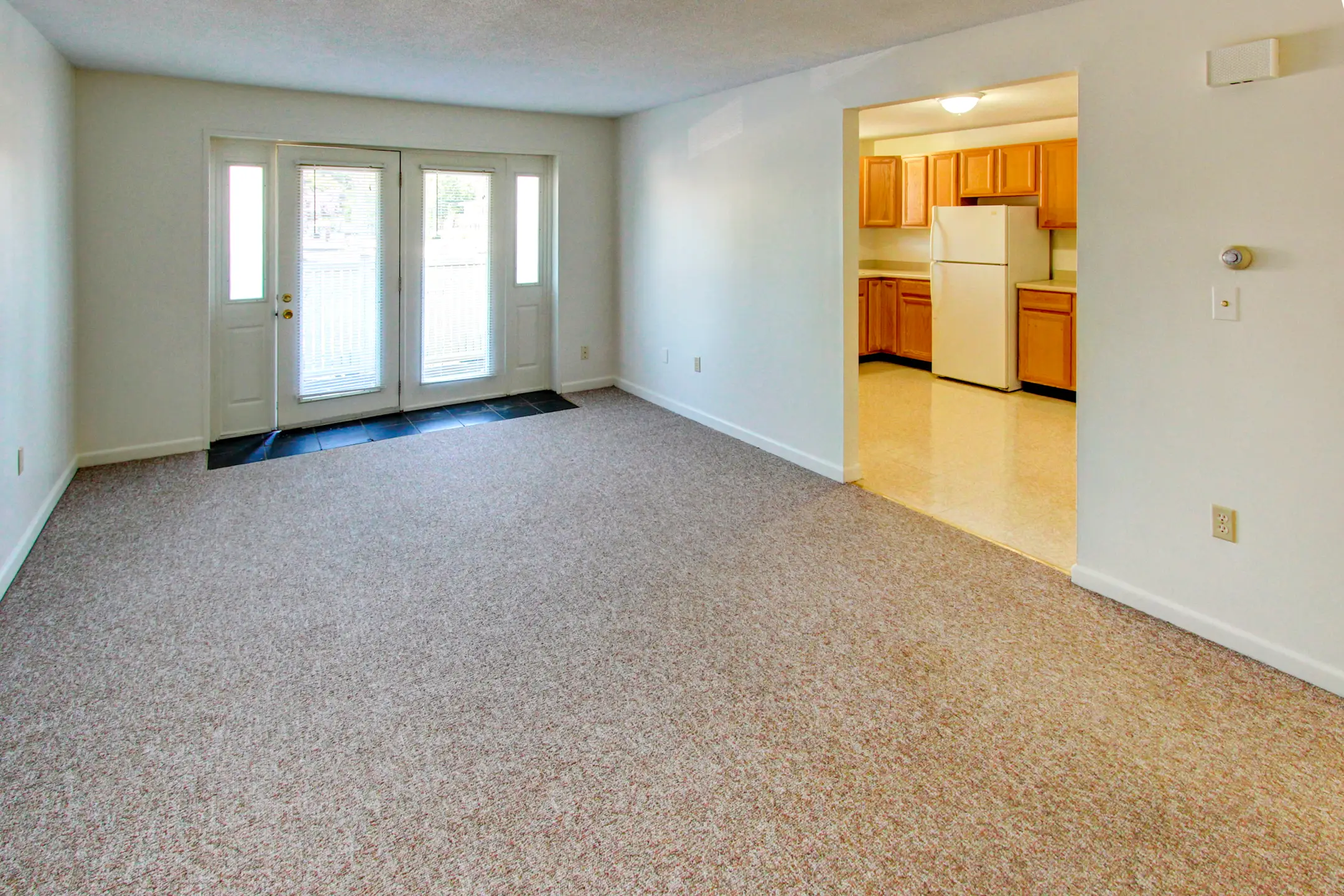 Sutton Place Apartments Apartments Agawam, MA 01001