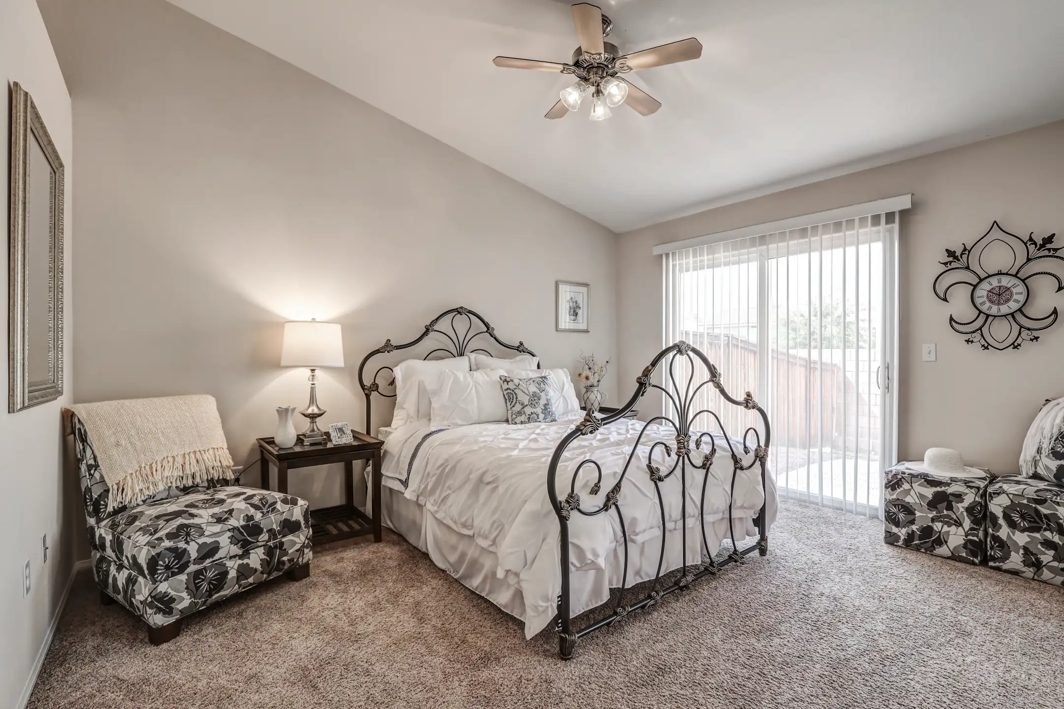 Victorian Apartments 14485 Seneca Rd Victorville, CA Apartments for