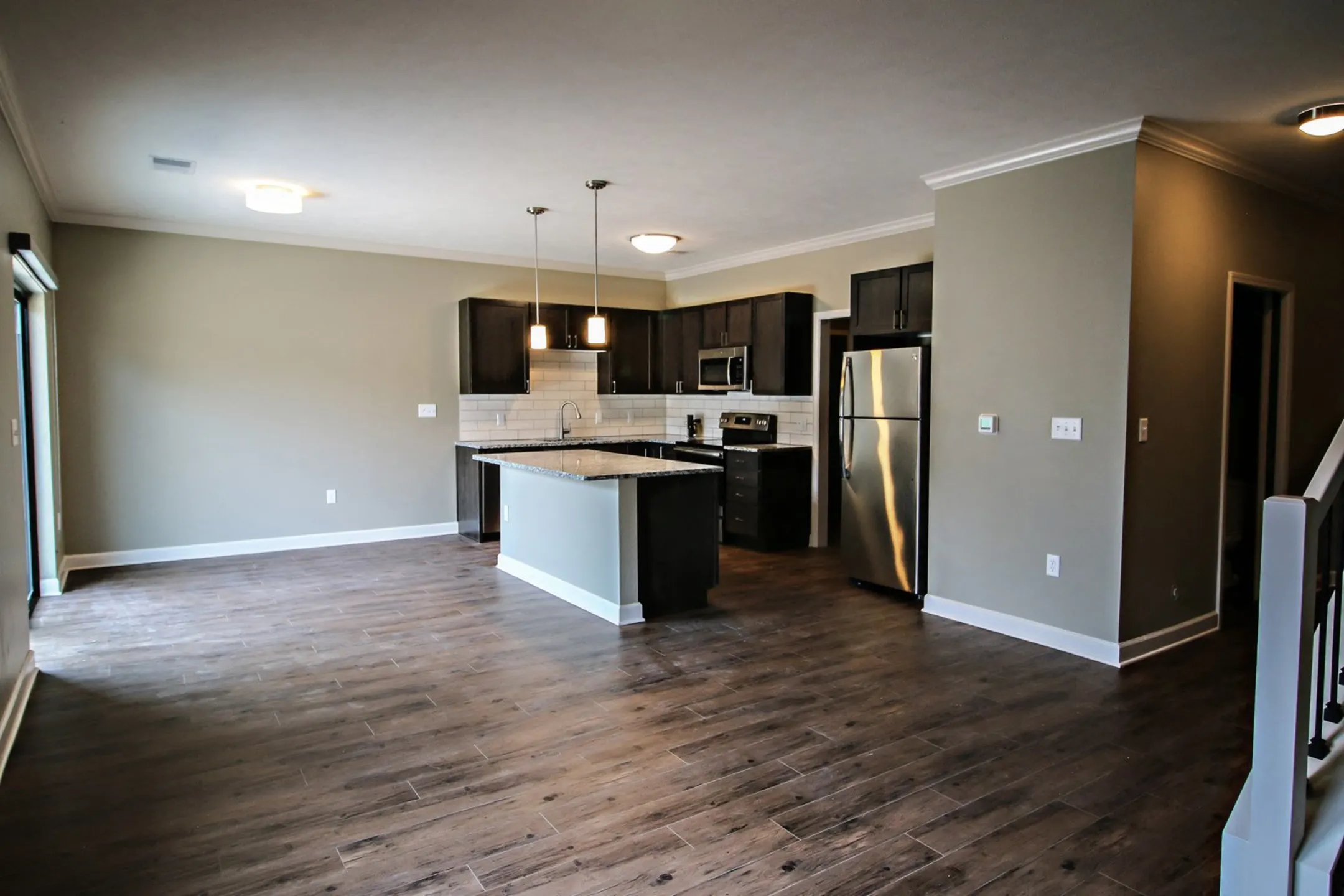 Summit Falls Apartments &Townhomes - Lincoln, NE 68516