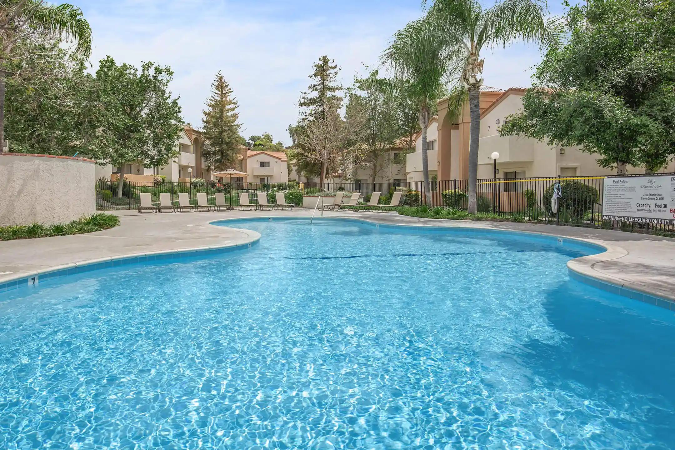 Diamond Park Apartments Canyon Country, CA 91387
