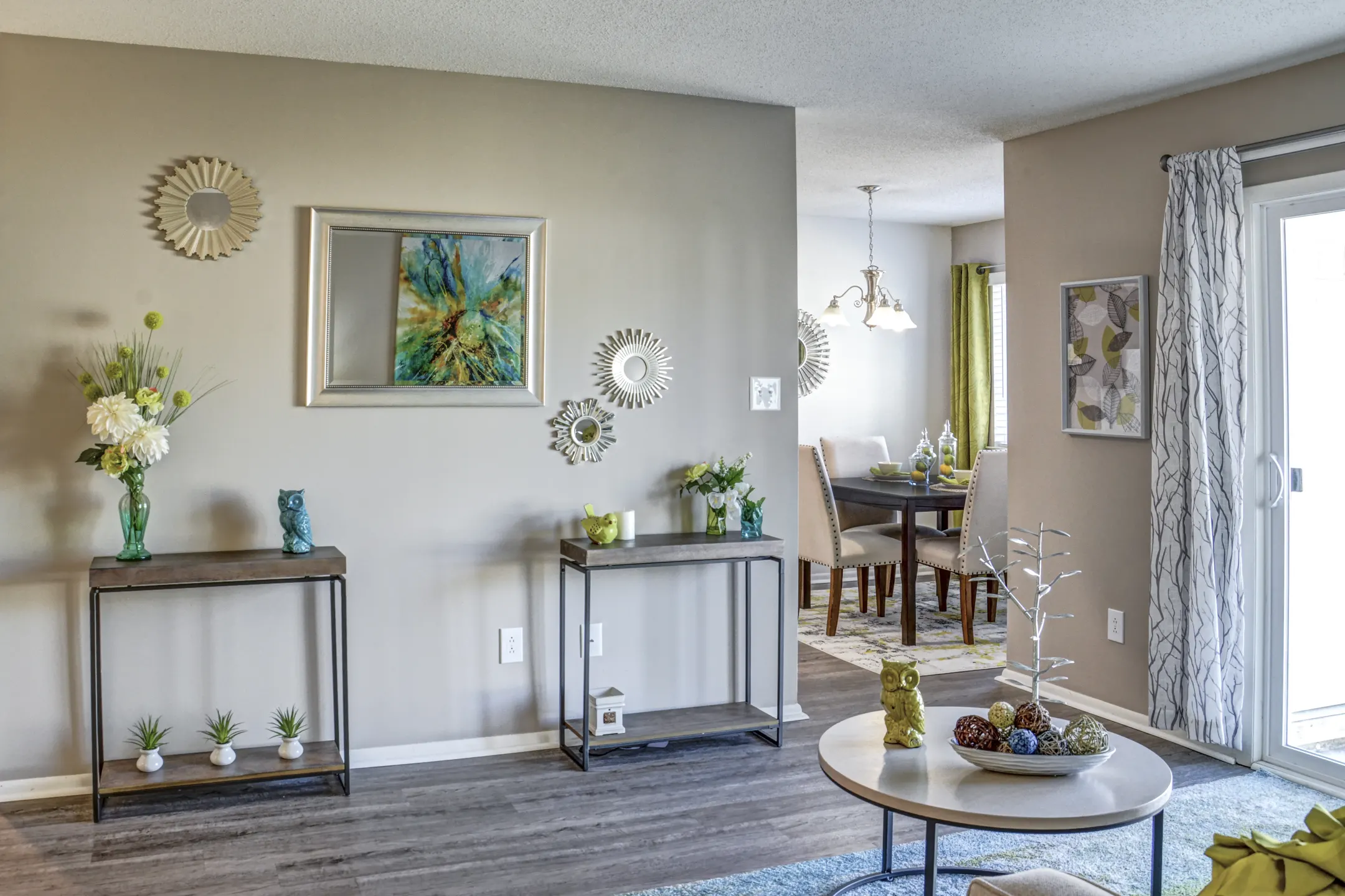 Greenbrier Woods 1314 Kingston Way Chesapeake, VA Apartments for