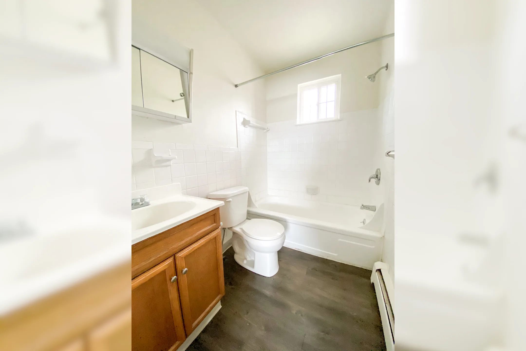 Evergreen Village Apartments Apartments Elyria, OH 44035