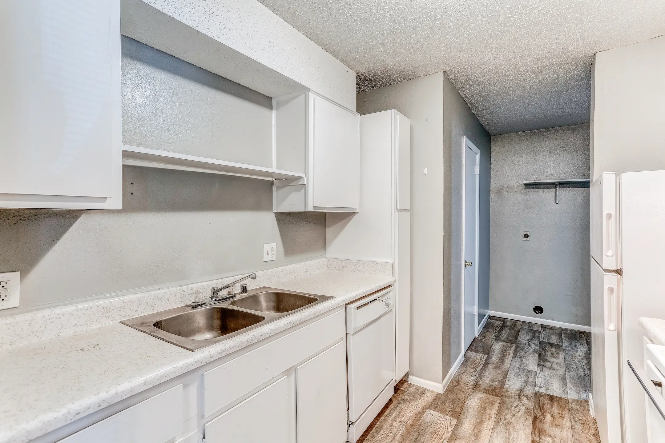 Willow Creek Apartments Bowling Green, KY 42103