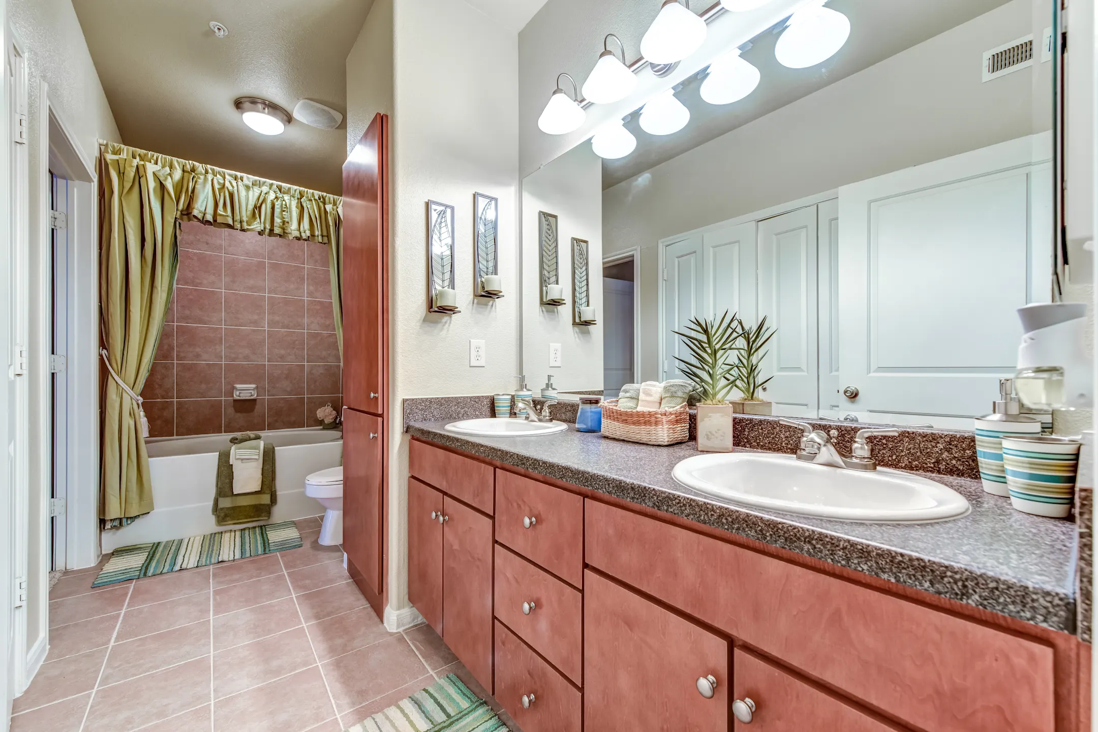 The Lakes at Cypresswood Apartments Houston, TX 77070