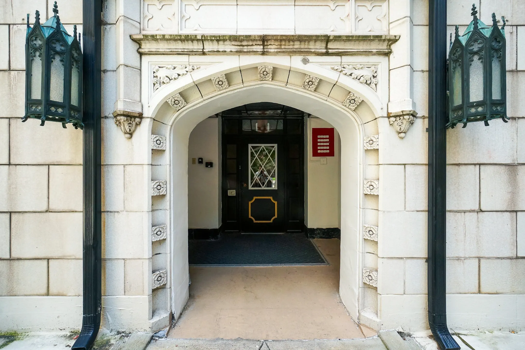 Wendover Apartments 5562 Hobart St Pittsburgh, PA Apartments for