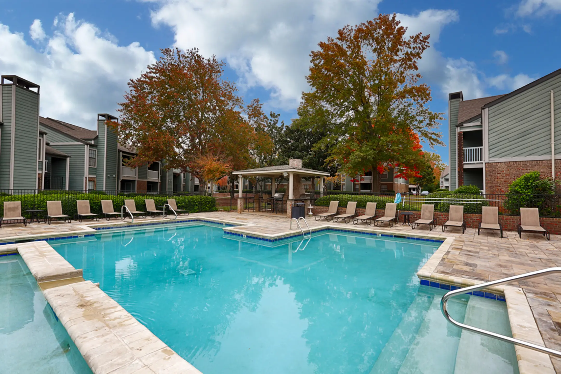 Brixworth at Bridge Street Apartments Huntsville, AL 35806