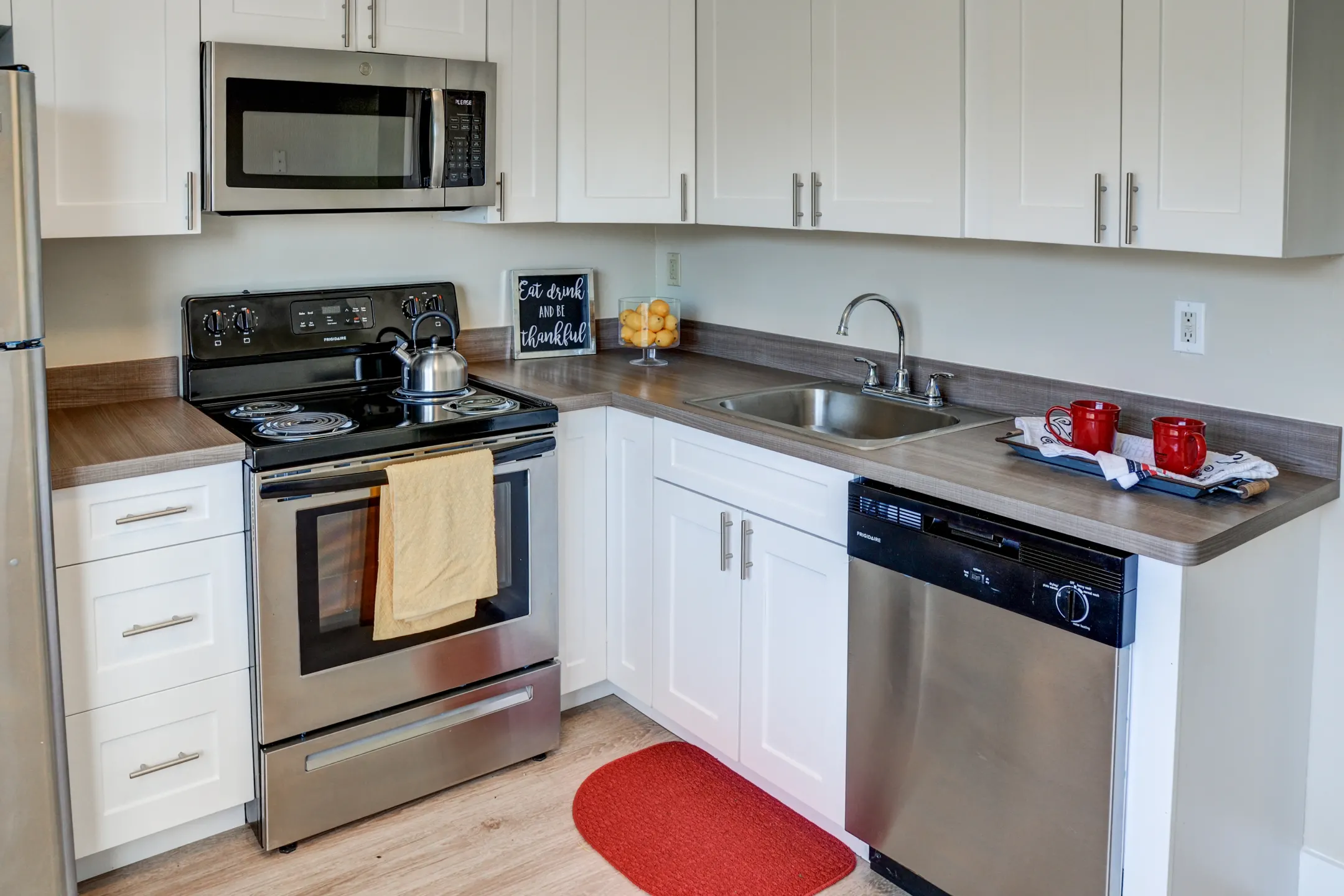 Kitchen - Prospect Pointe Apartment Homes - Jackson, NJ