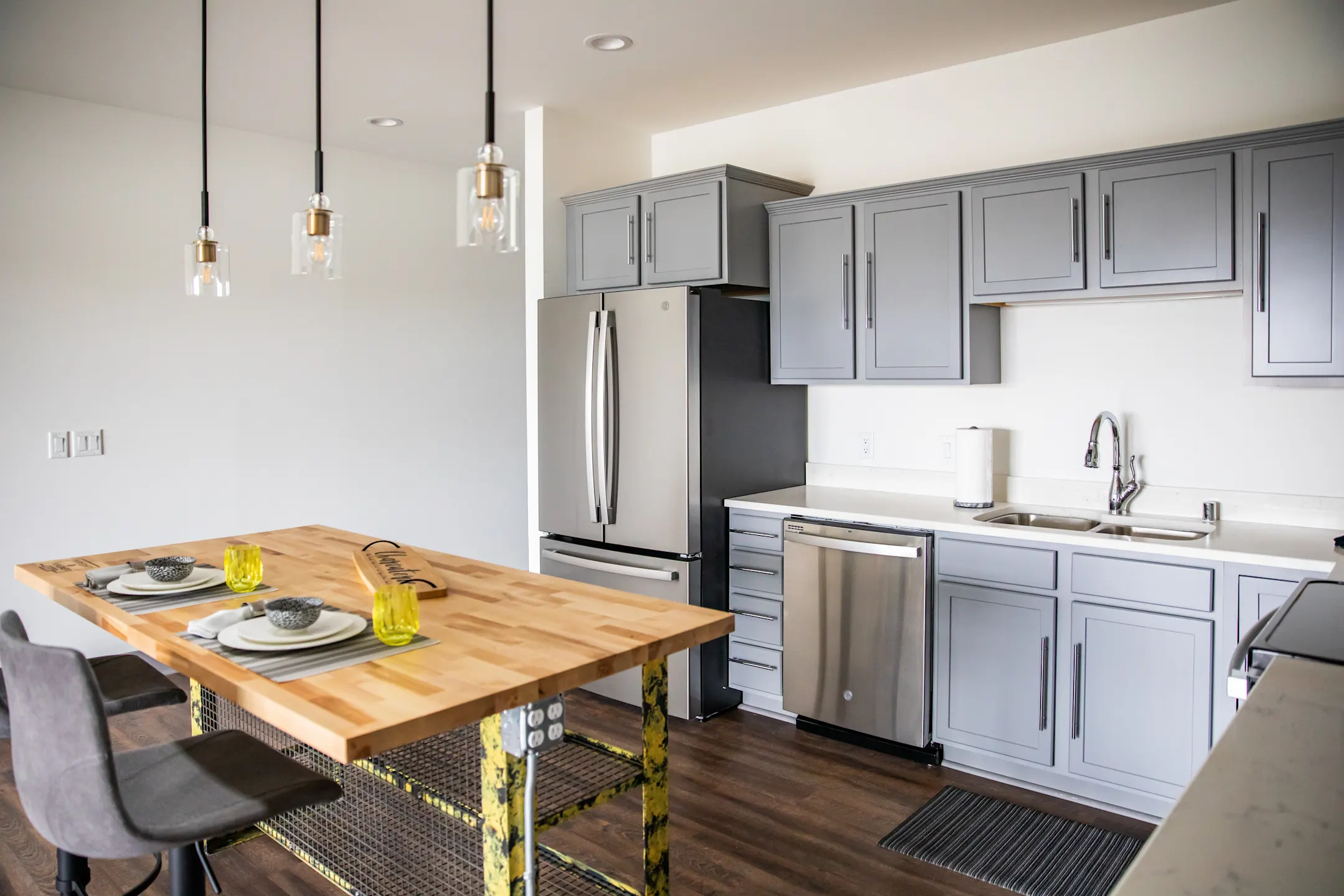 The Wright & Wagner Lofts Riverfront Building 206 West Grand Ave