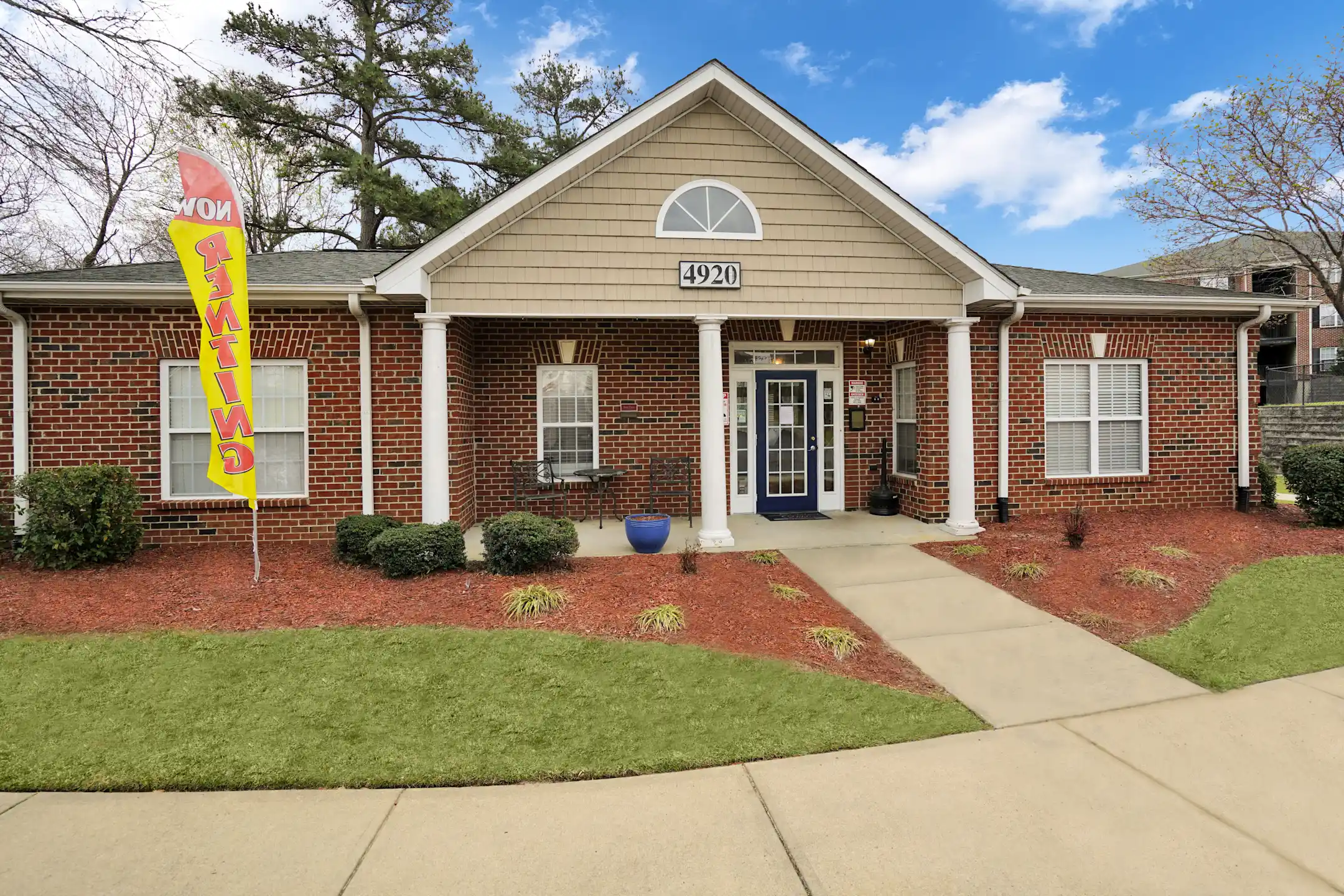 Aria Lake Carolina 4920 Hard Scrabble Rd Columbia, SC Apartments