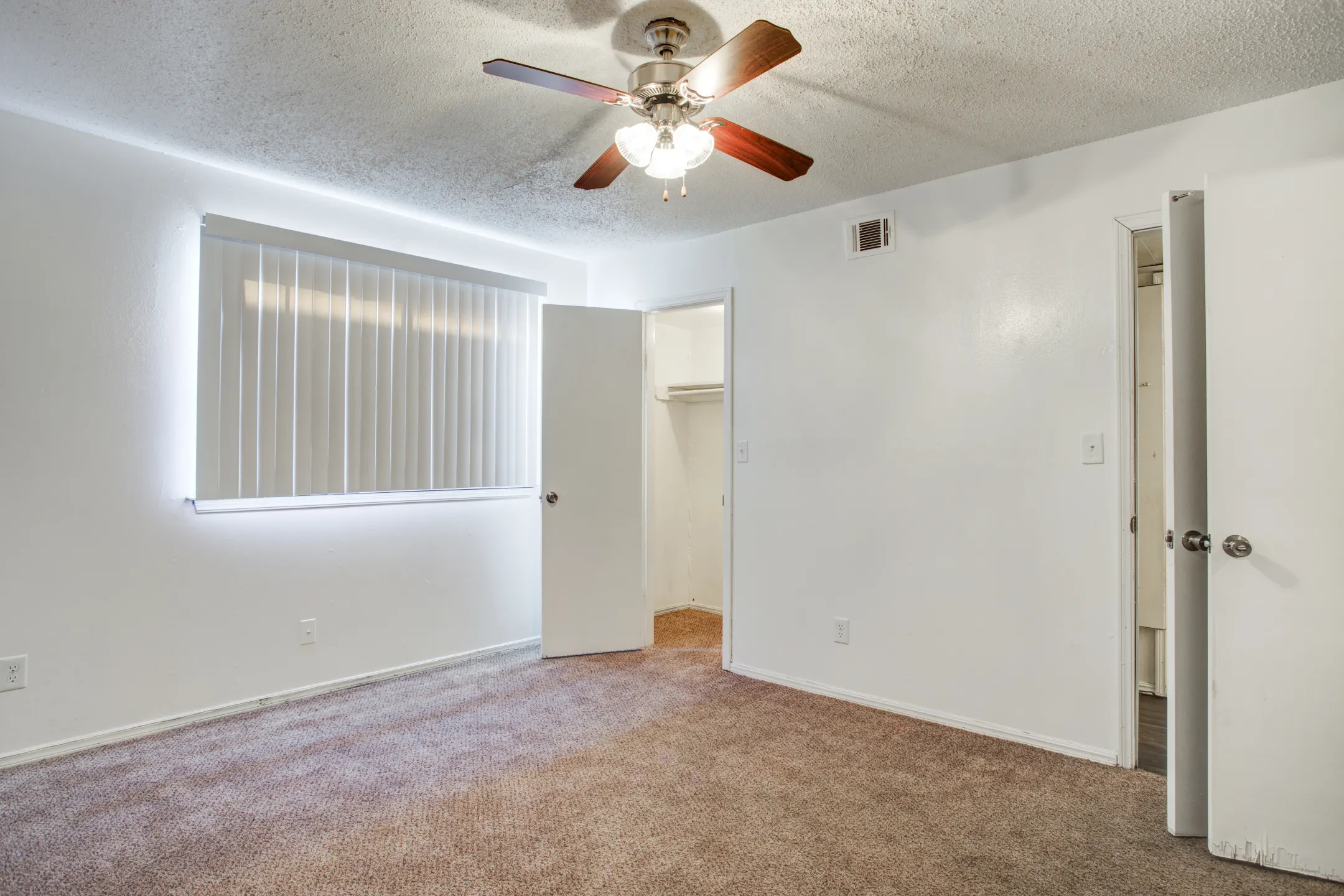 Chalet Apartments 120 Ne 21st St Moore, OK Apartments for Rent Rent.