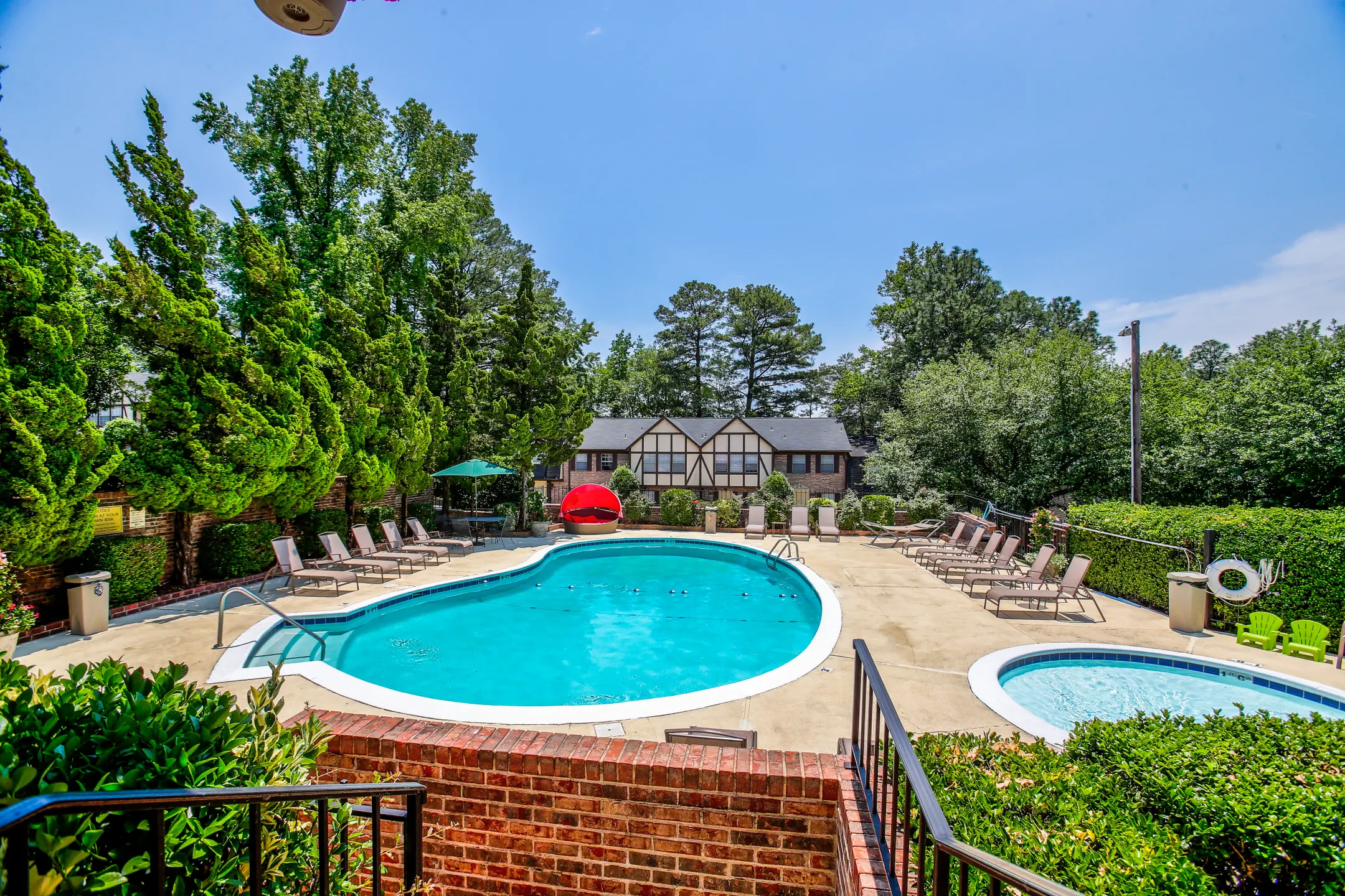 Dewberry Downs 2500 Hackberry Ln Vestavia, AL Apartments for Rent