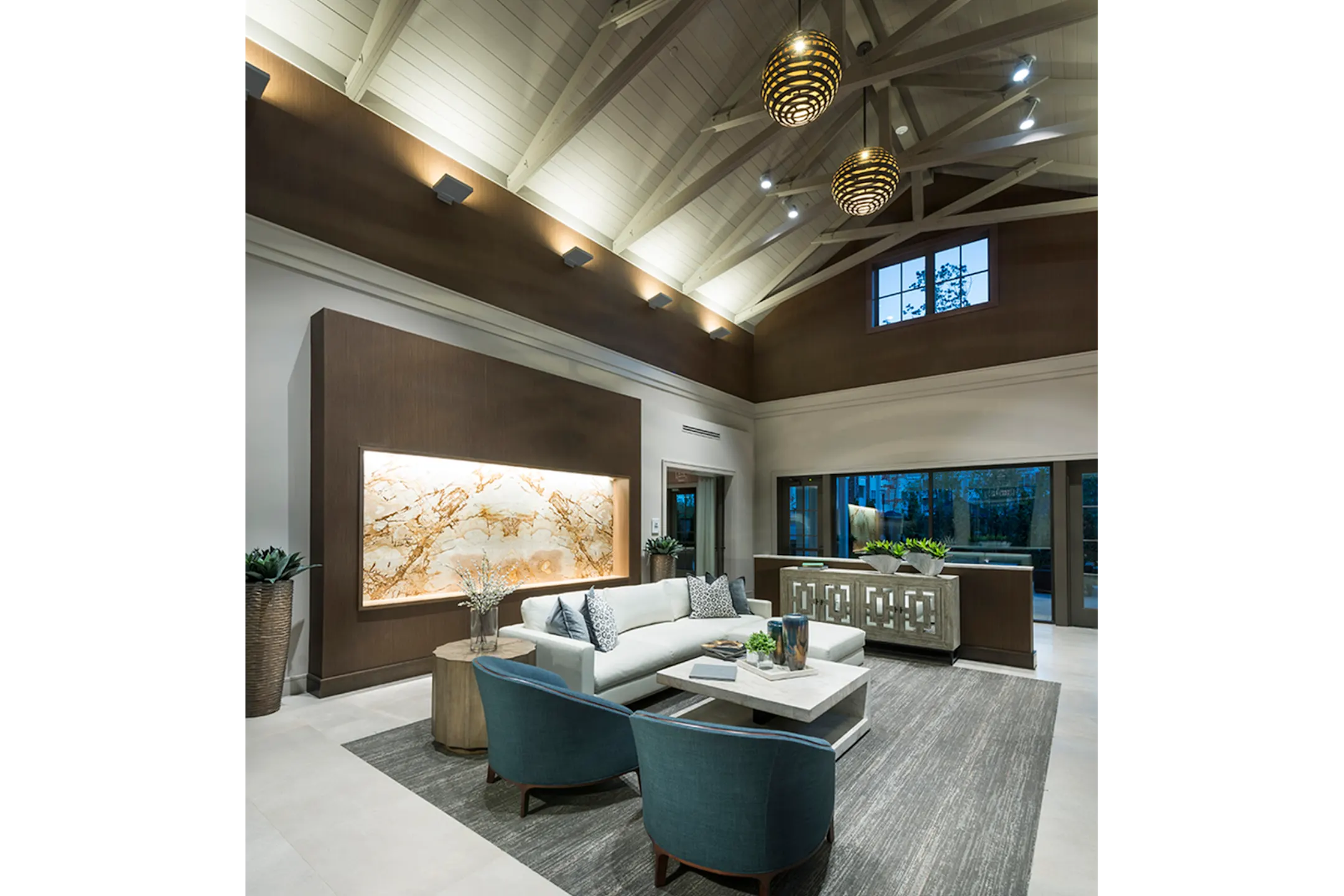 Living Room - The Point at Merrimack River - Andover, MA