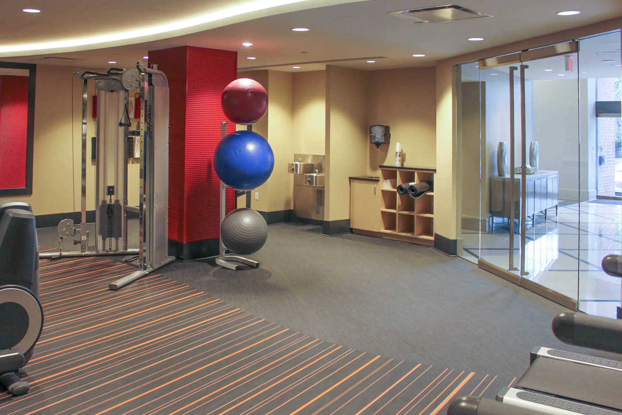 Fitness Weight Room - Crystal Place - Arlington, VA