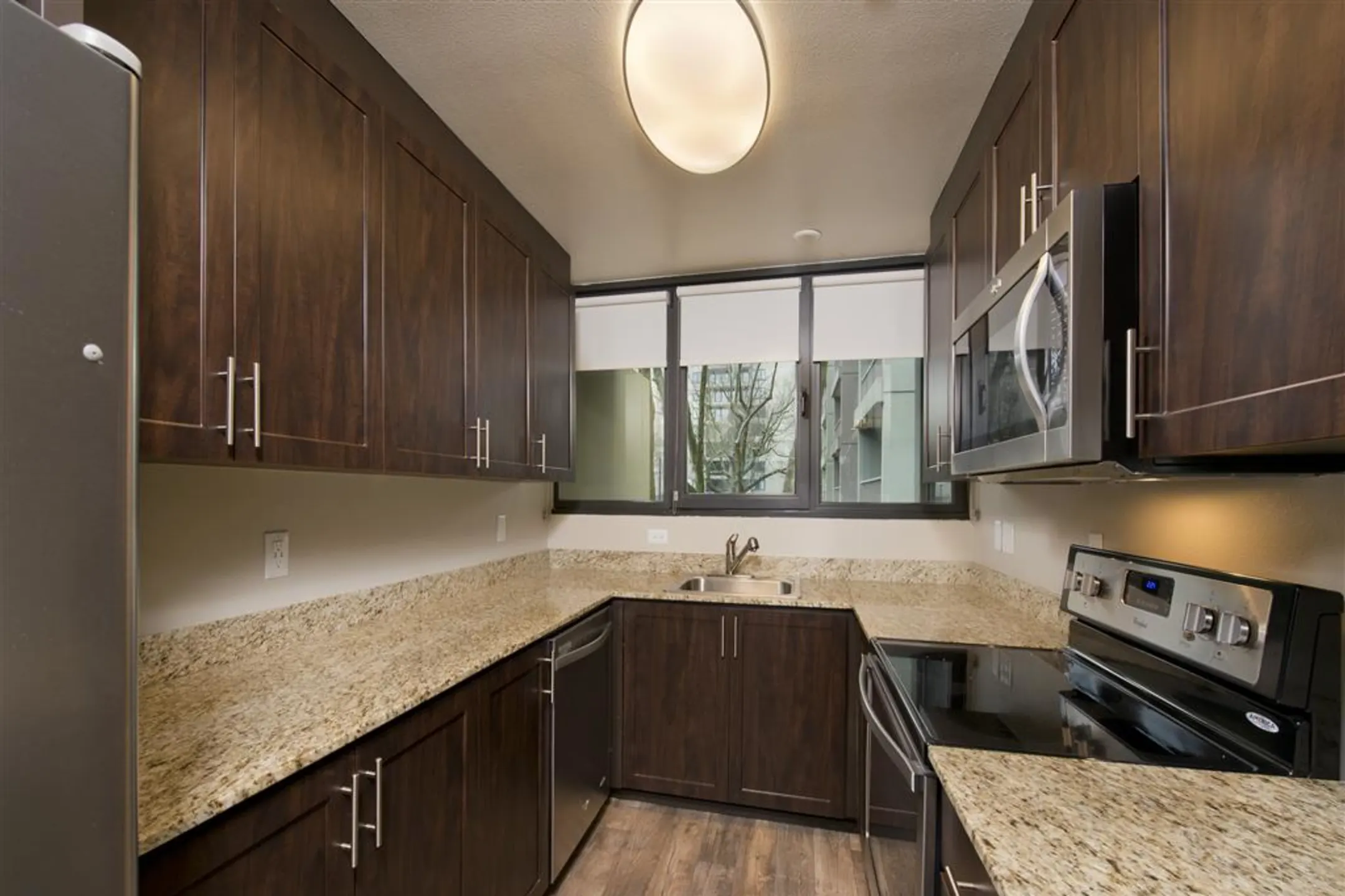 Kitchen - Harrison Tower Apartments - Portland, OR