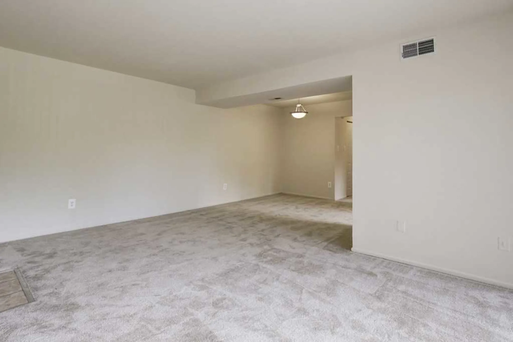 Living Room - Pleasant House - Capitol Heights, MD