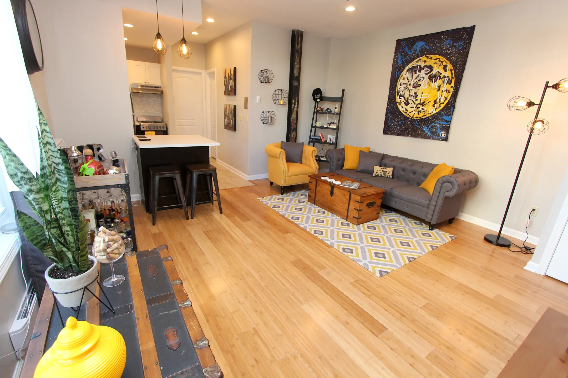 Bloomfield Apartments 5700 Bryant St Pittsburgh, PA Apartments for