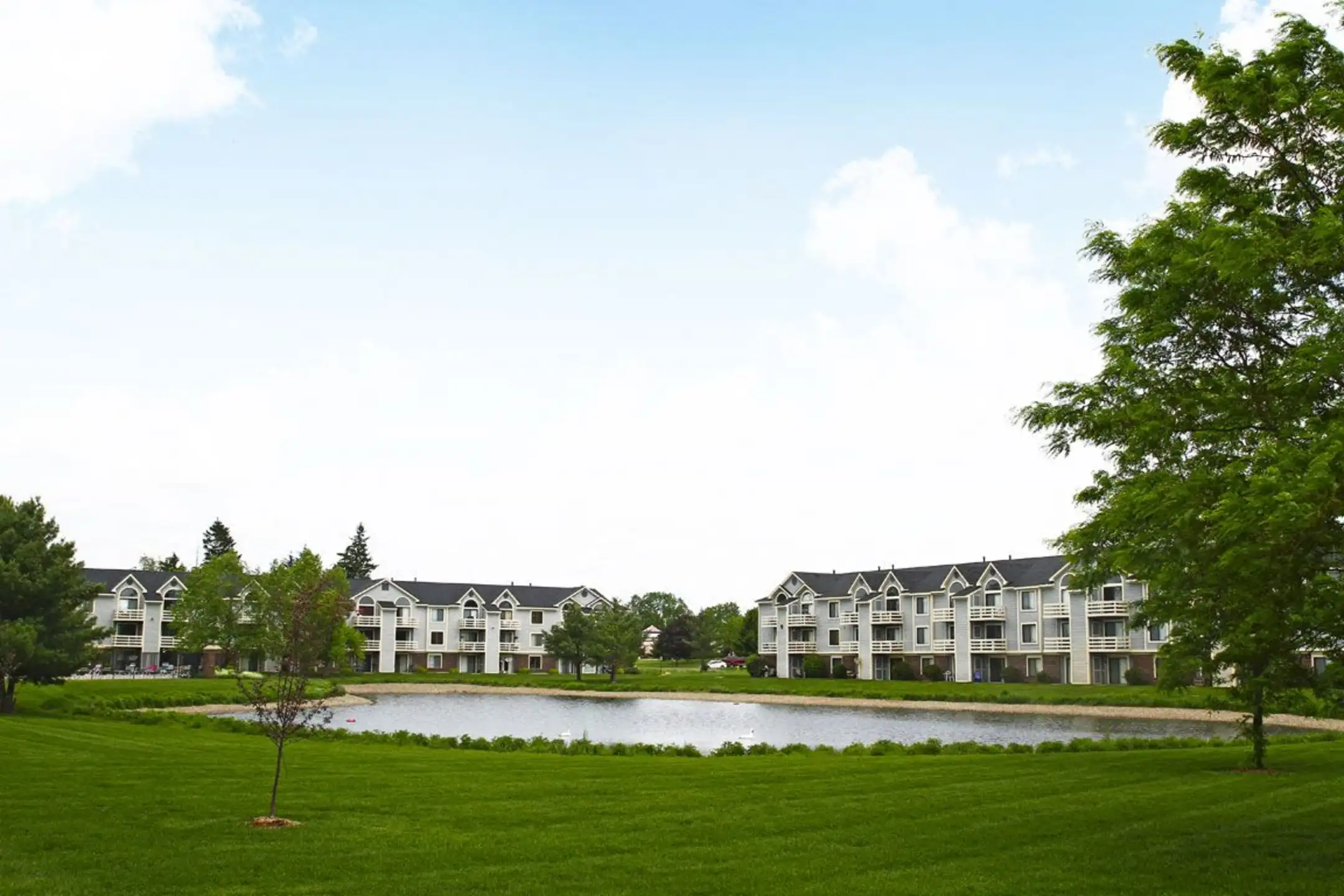 Pine Knoll Apartments Apartments Battle Creek, MI 49014