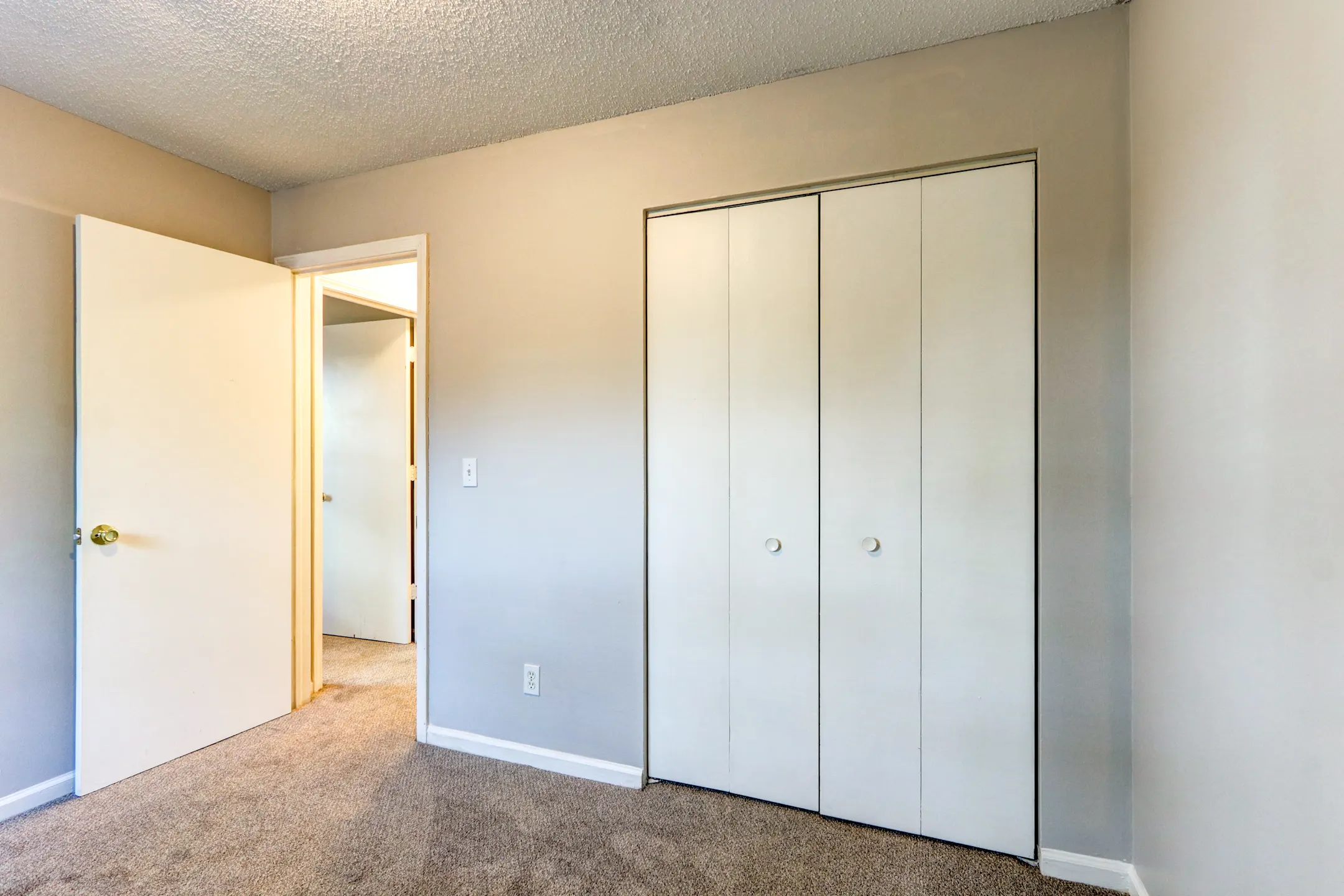 Arbor Terrace and Richland Country Apartments 8559 N 32nd St