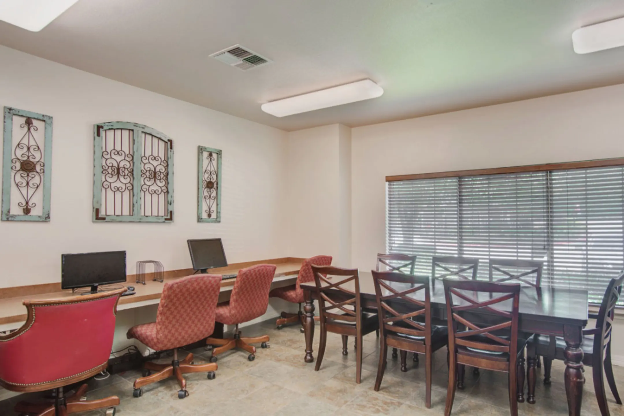 park-at-woodwind-lakes-14333-philippine-st-houston-tx-apartments