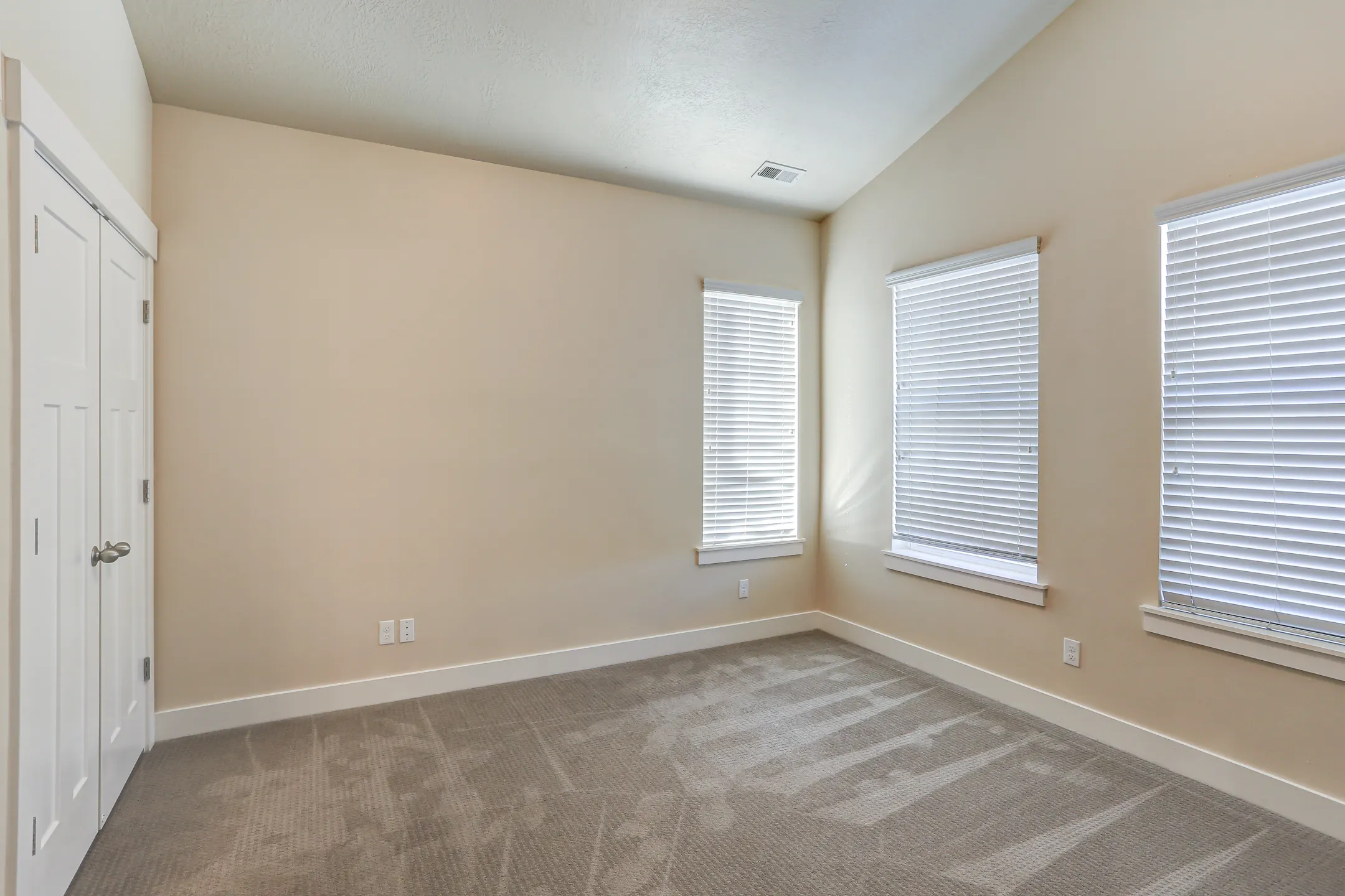 Meadows at Park Avenue Apartments Apartments Riverton, UT 84065