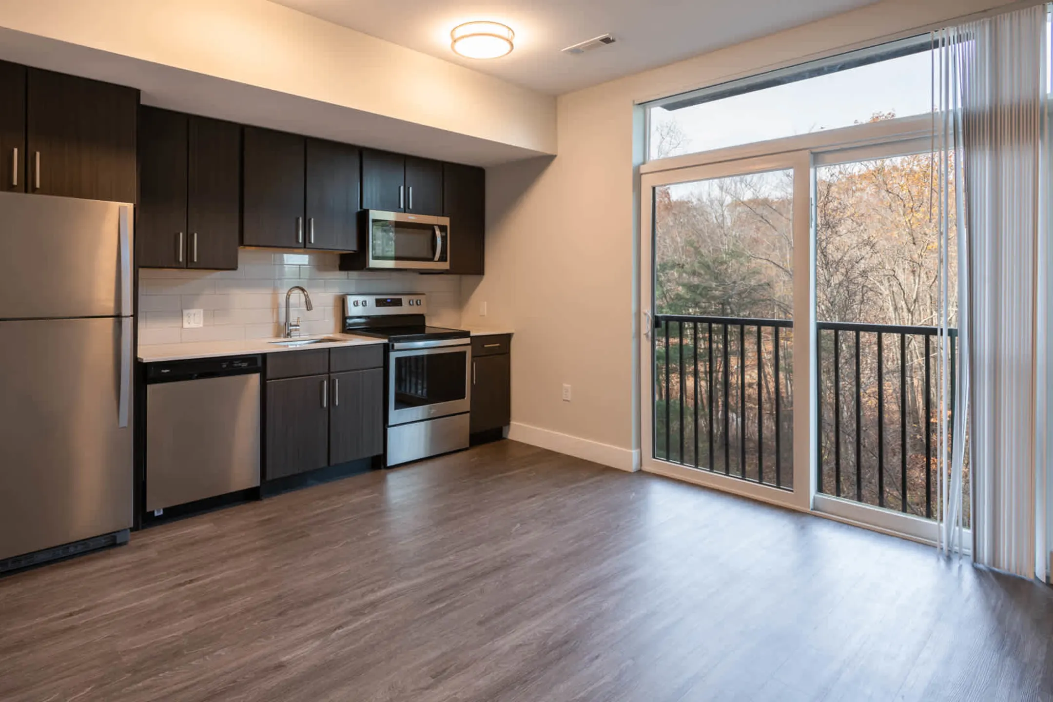 The Reserve at Burlington 20 Corporate Dr Burlington, MA Apartments