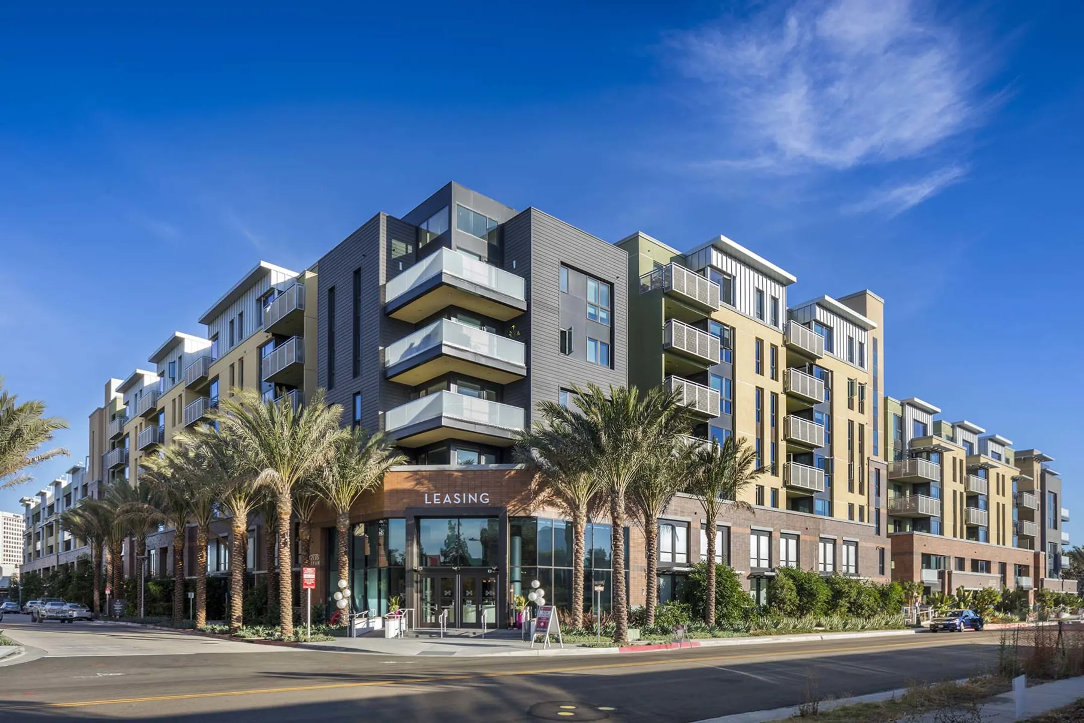 Building - Metropolis - Irvine, CA