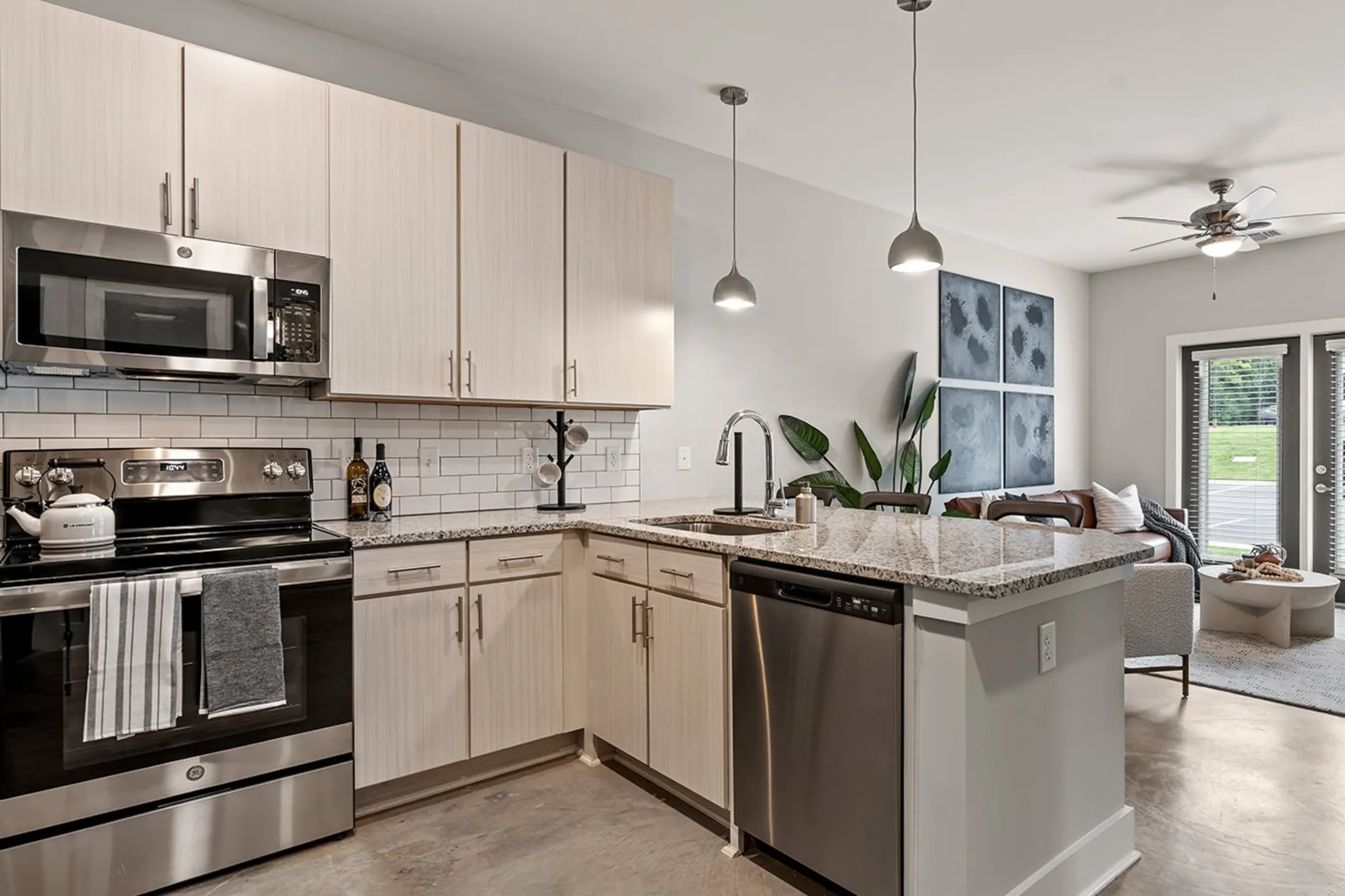 Lively Victor Park 1000 Village Mill Dr Greer, SC Apartments for