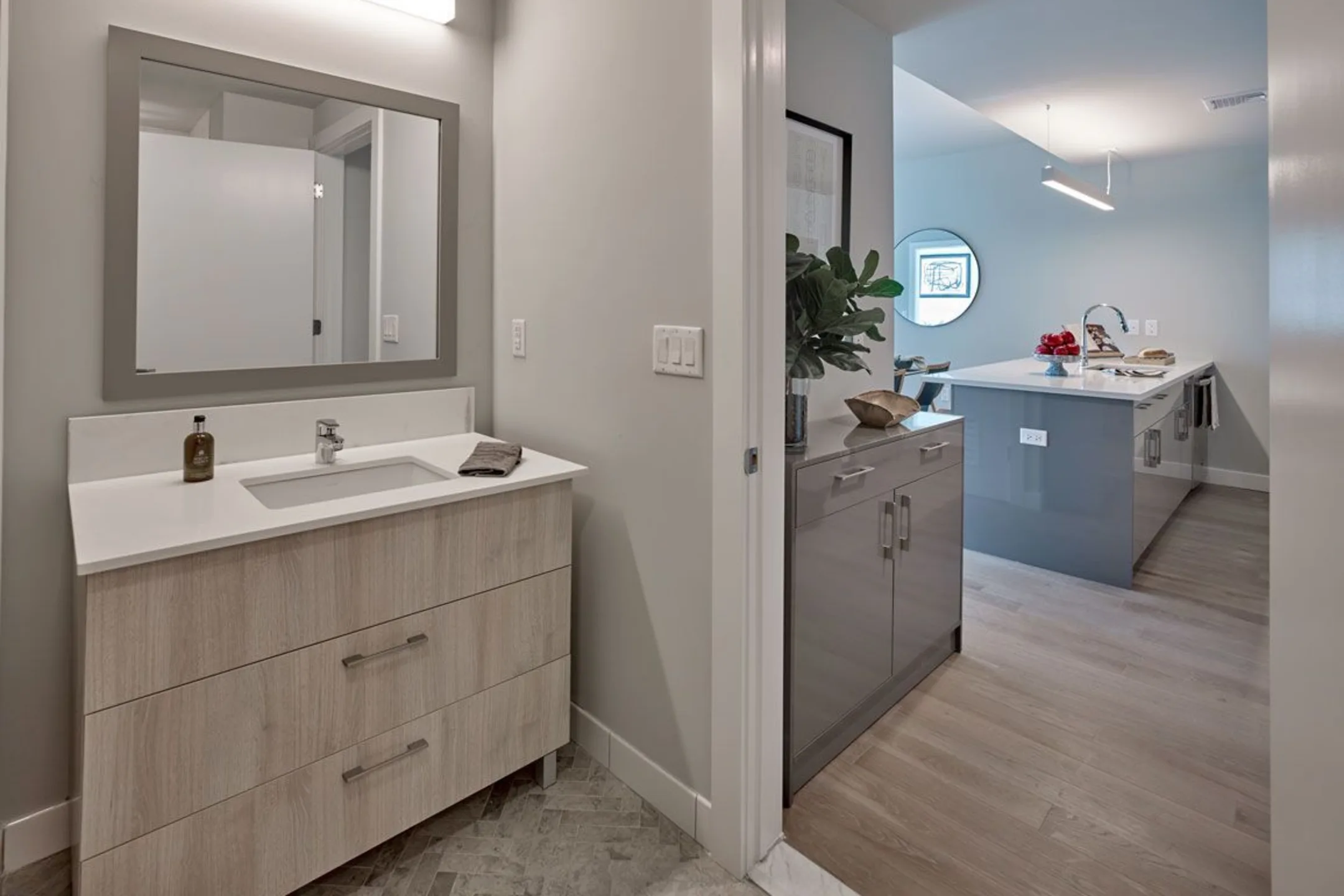 Bathroom - Harbor 1500 - Weehawken, NJ