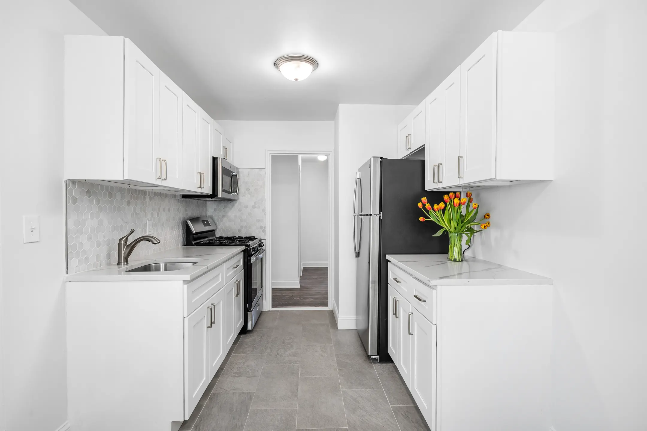 Crestwood Lake Apartments 90 Beaumont Circle Yonkers, NY Apartments