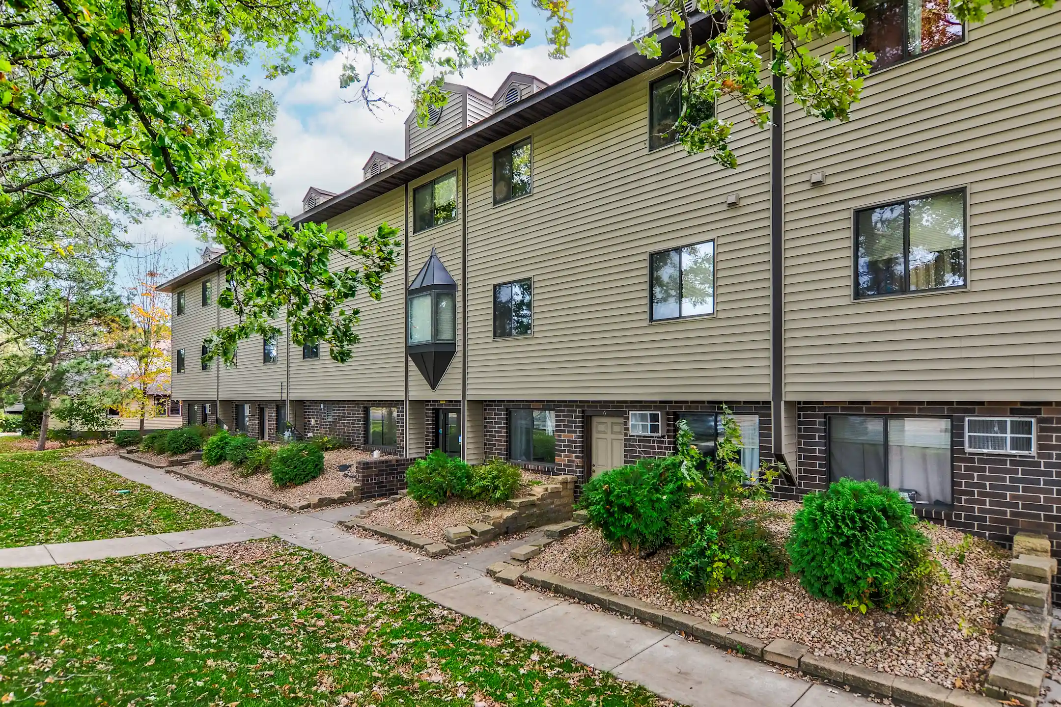 Wildwood Townhomes Apartments Saint Cloud, MN 56304
