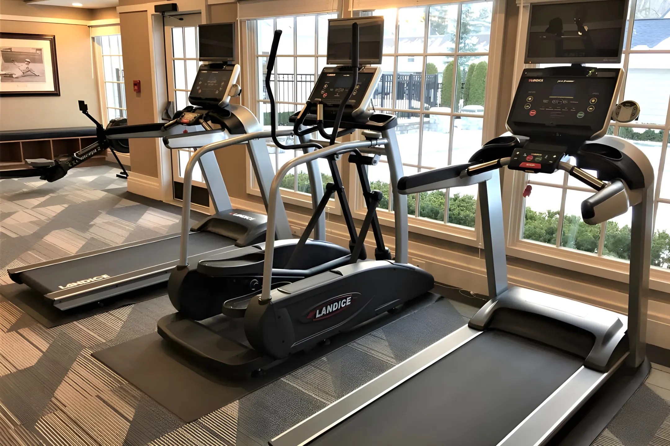 Fitness Weight Room - Country Club Manor Apartments - Williamsville, NY