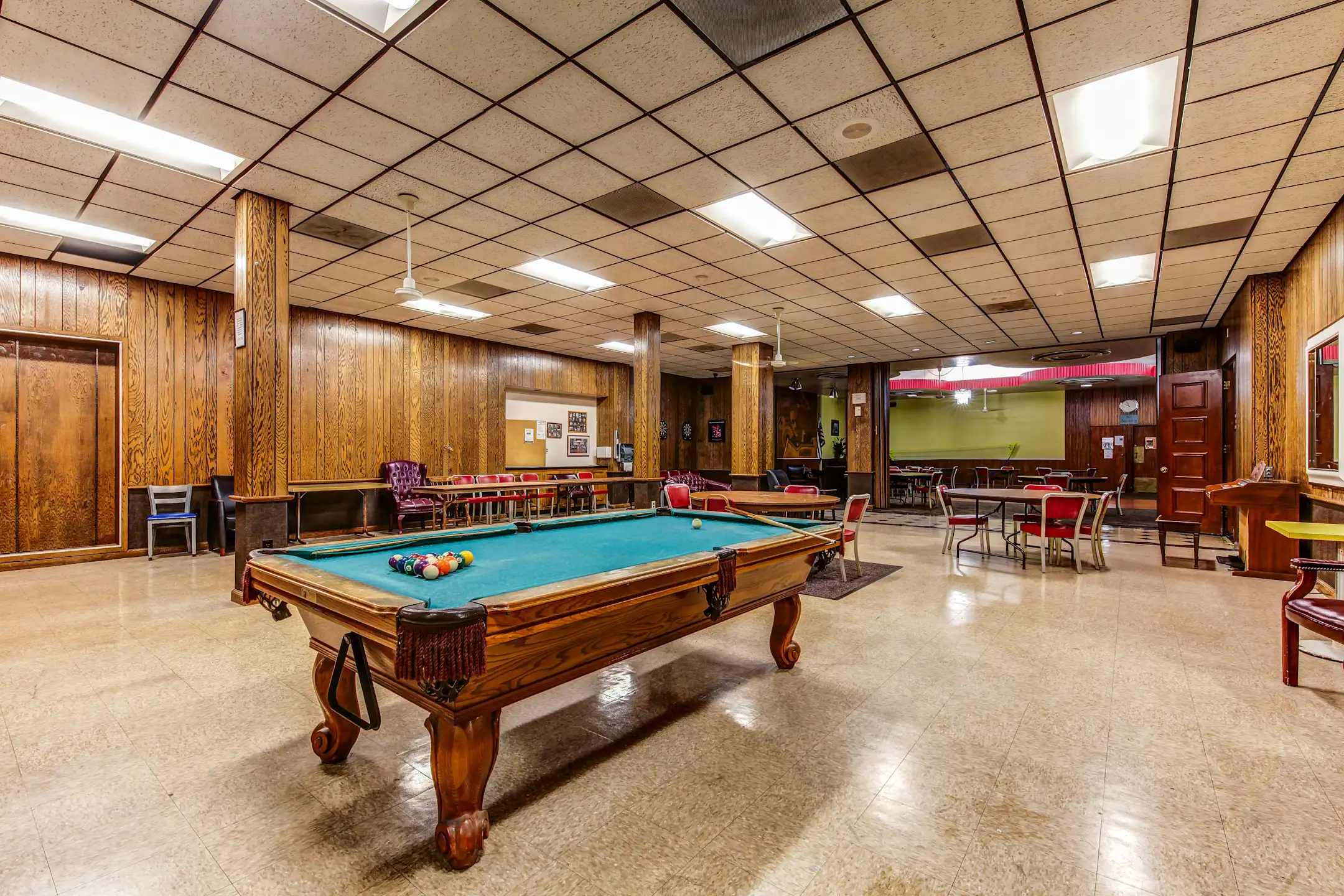 Faust Landmark Apartments 630 E State St Rockford, IL Apartments