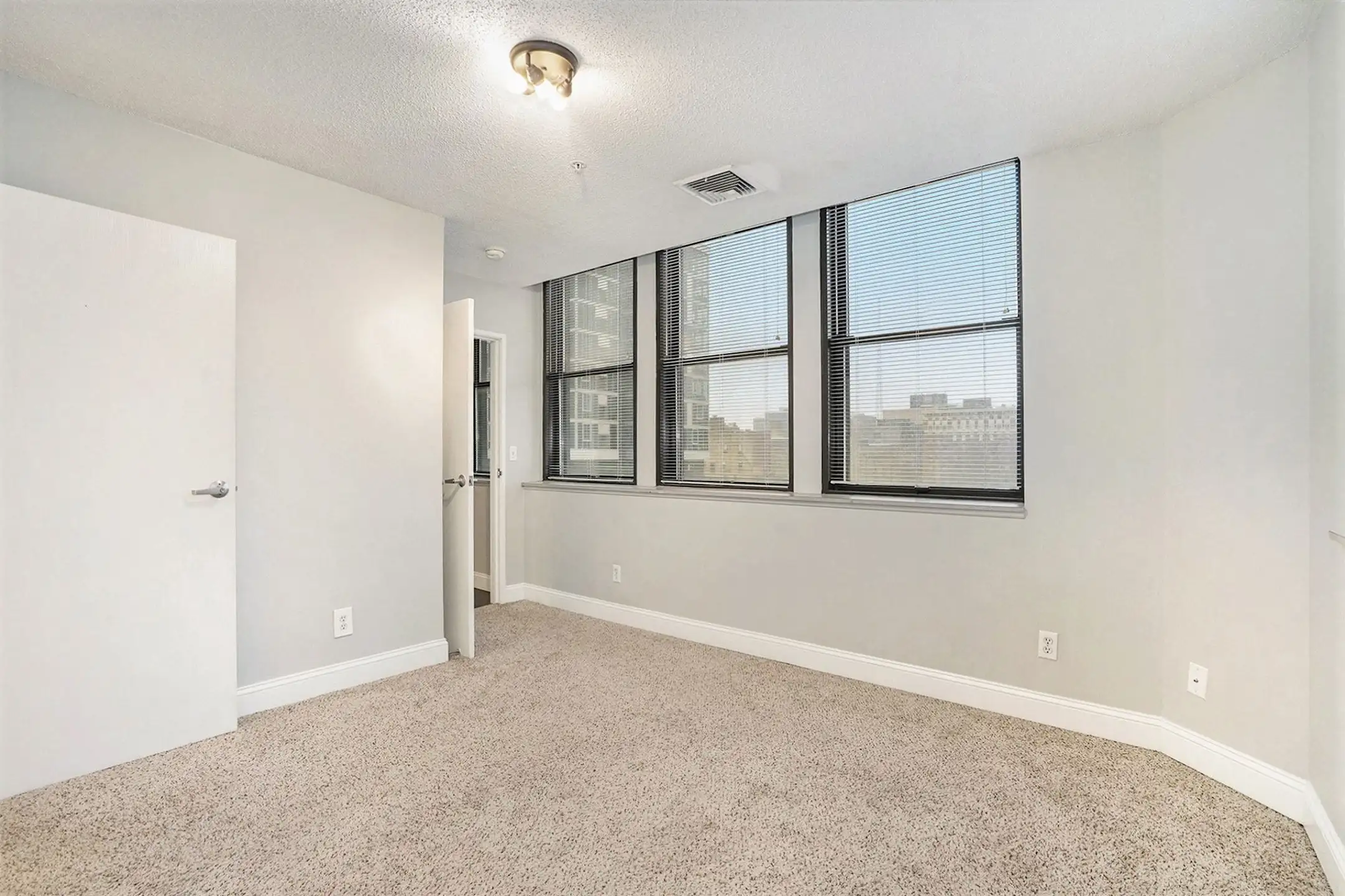 The Lofts Apartments Apartments Grand Rapids, MI 49503