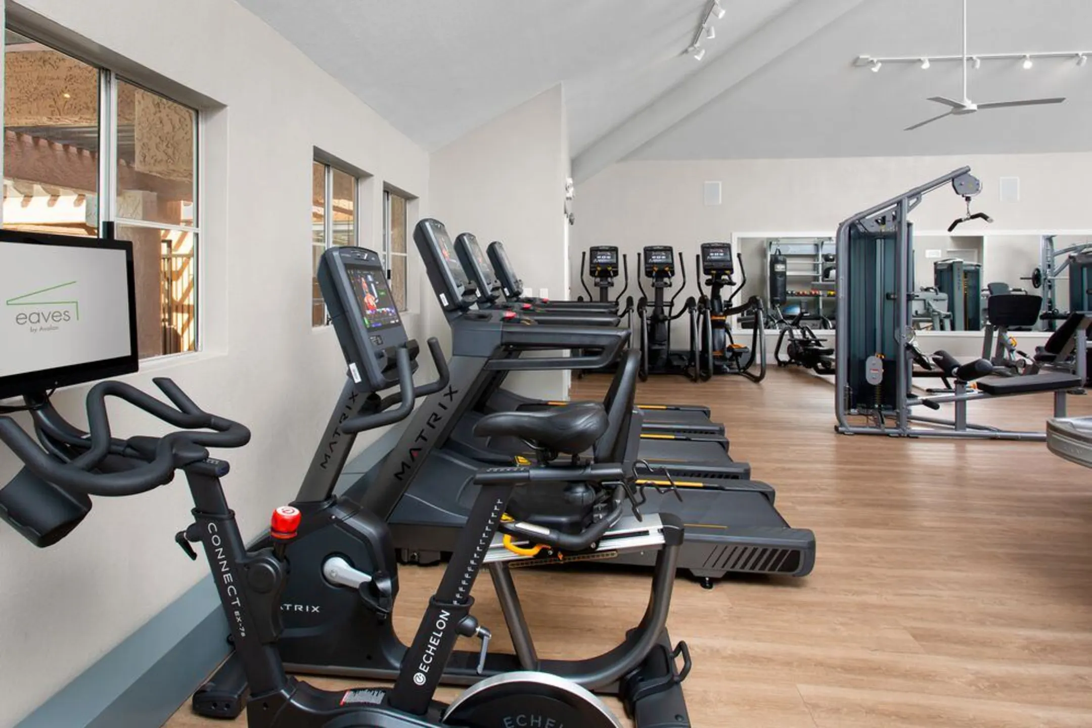 eaves Phillips Ranch 400 Appian Way Pomona, CA Apartments for Rent