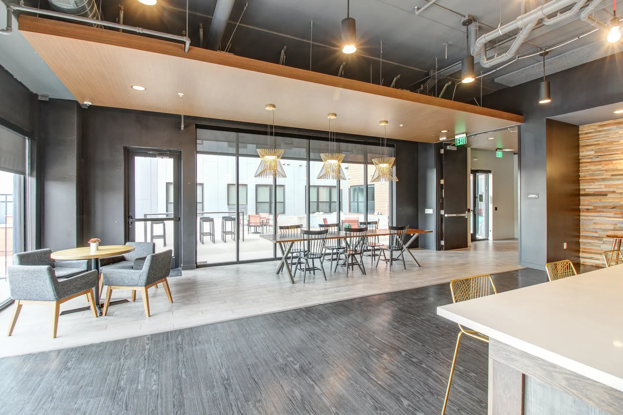 Flux Apartments 1400 E Walnut St Des Moines, IA Apartments for Rent