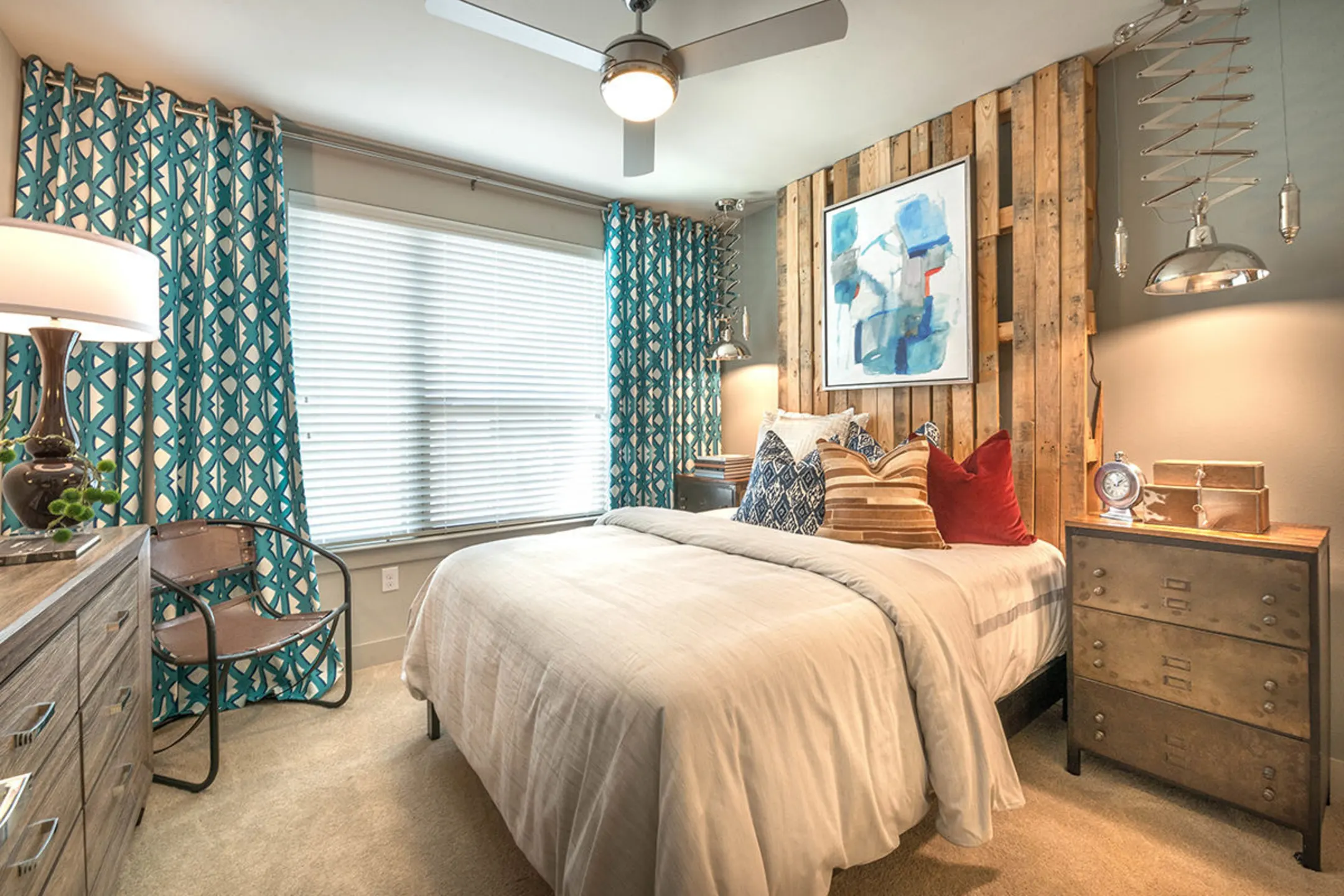 Bedroom - The Lucas Apartments - Dallas, TX