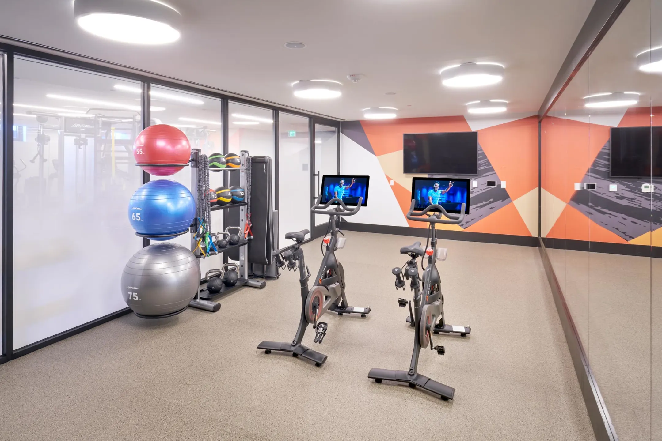 Fitness Weight Room - The MO Apartments - Washington, DC