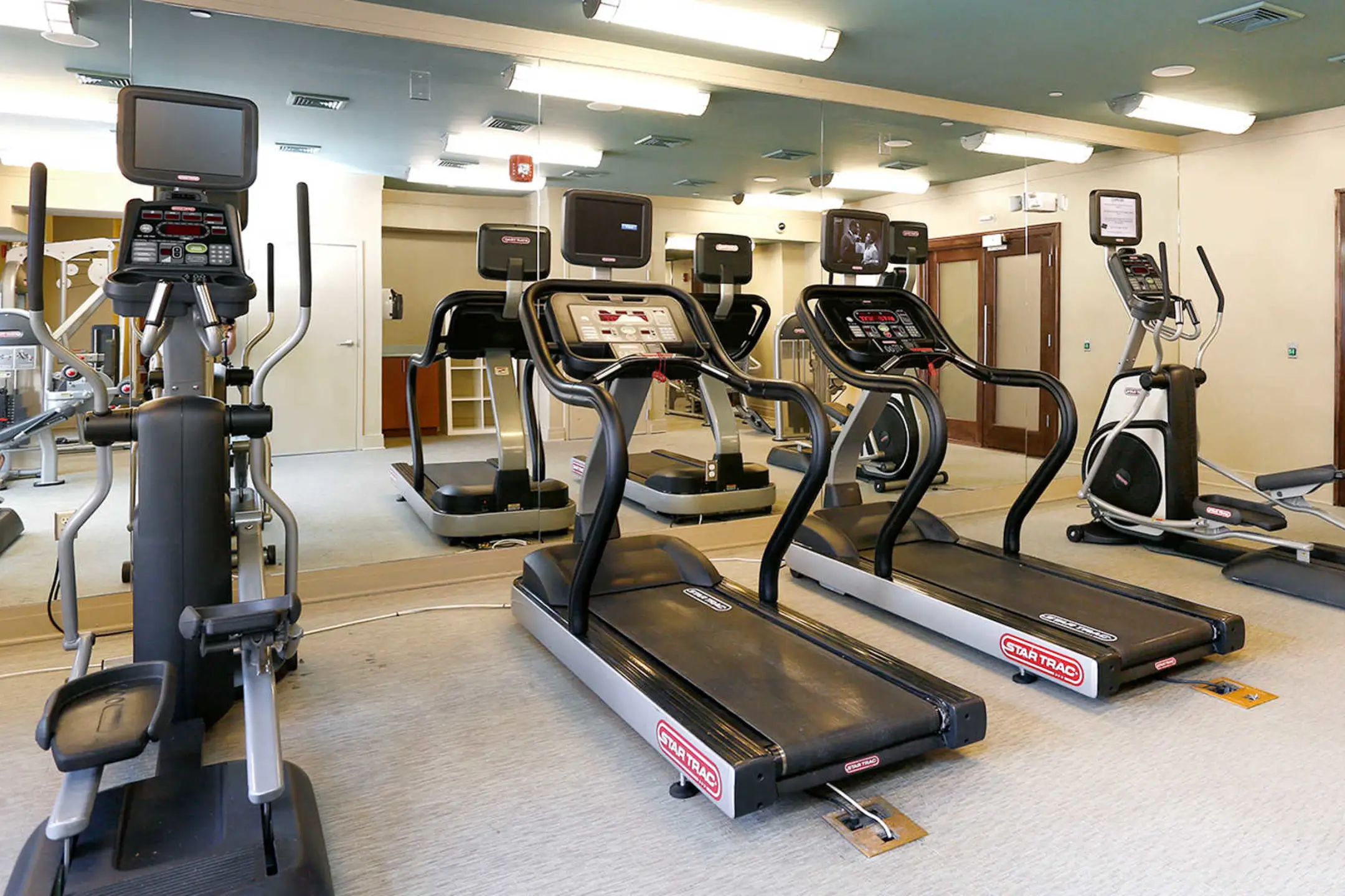 Fitness Weight Room - Mosaic at Metro - Hyattsville, MD