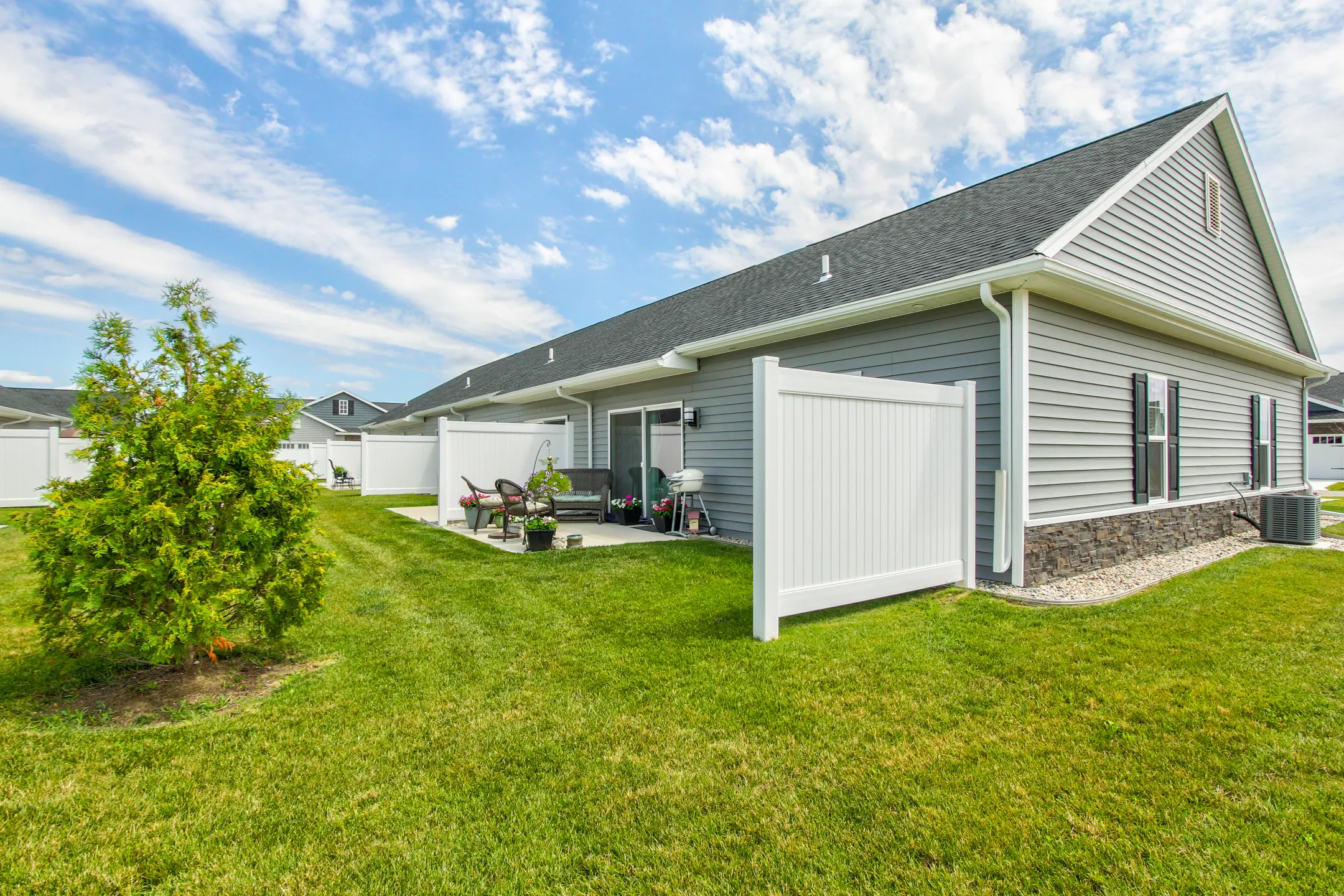 The Colony Fallen Timbers Apartments Waterville, OH 43566