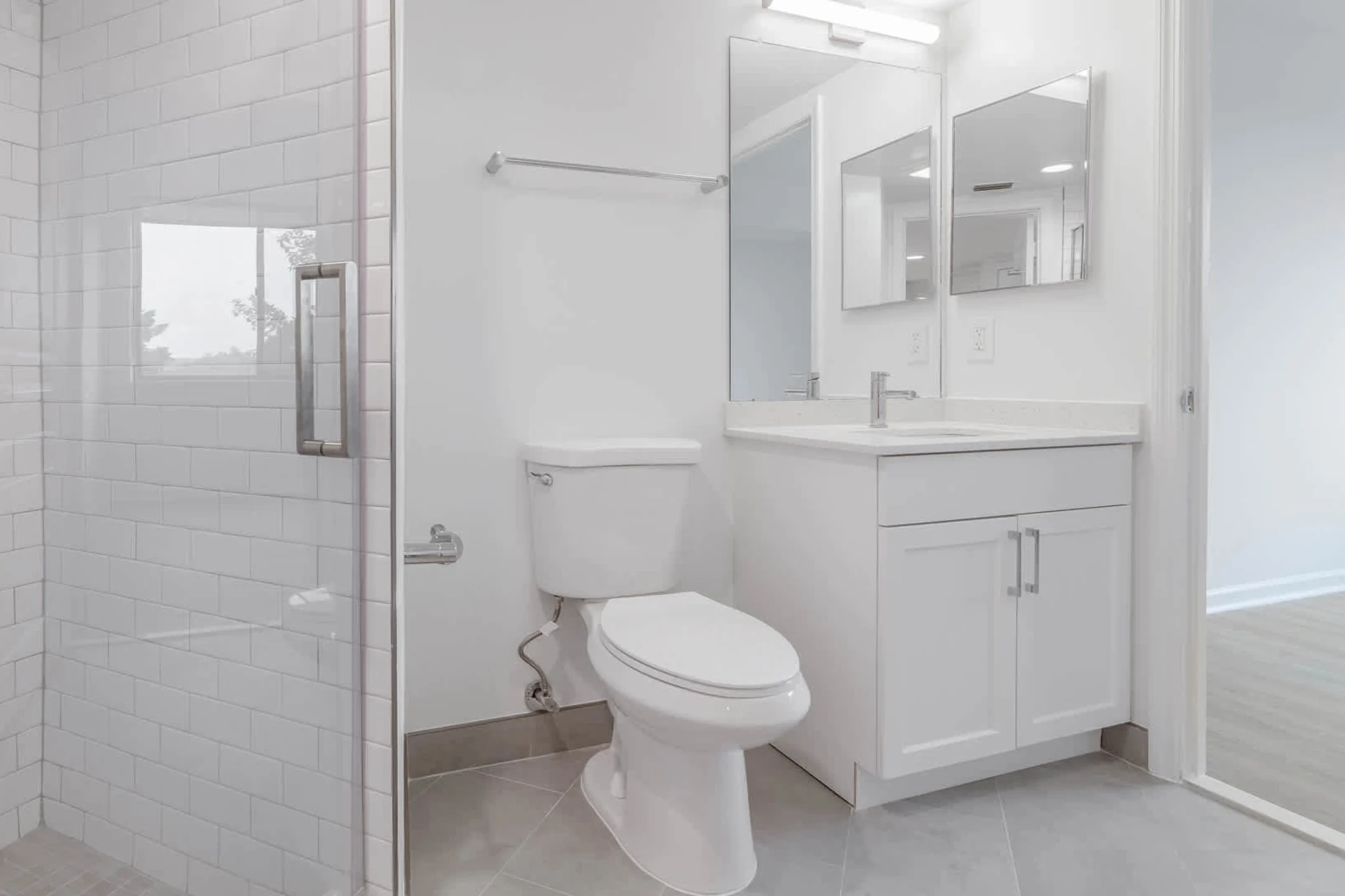 2201 Wilson Apartments Arlington, VA 22201