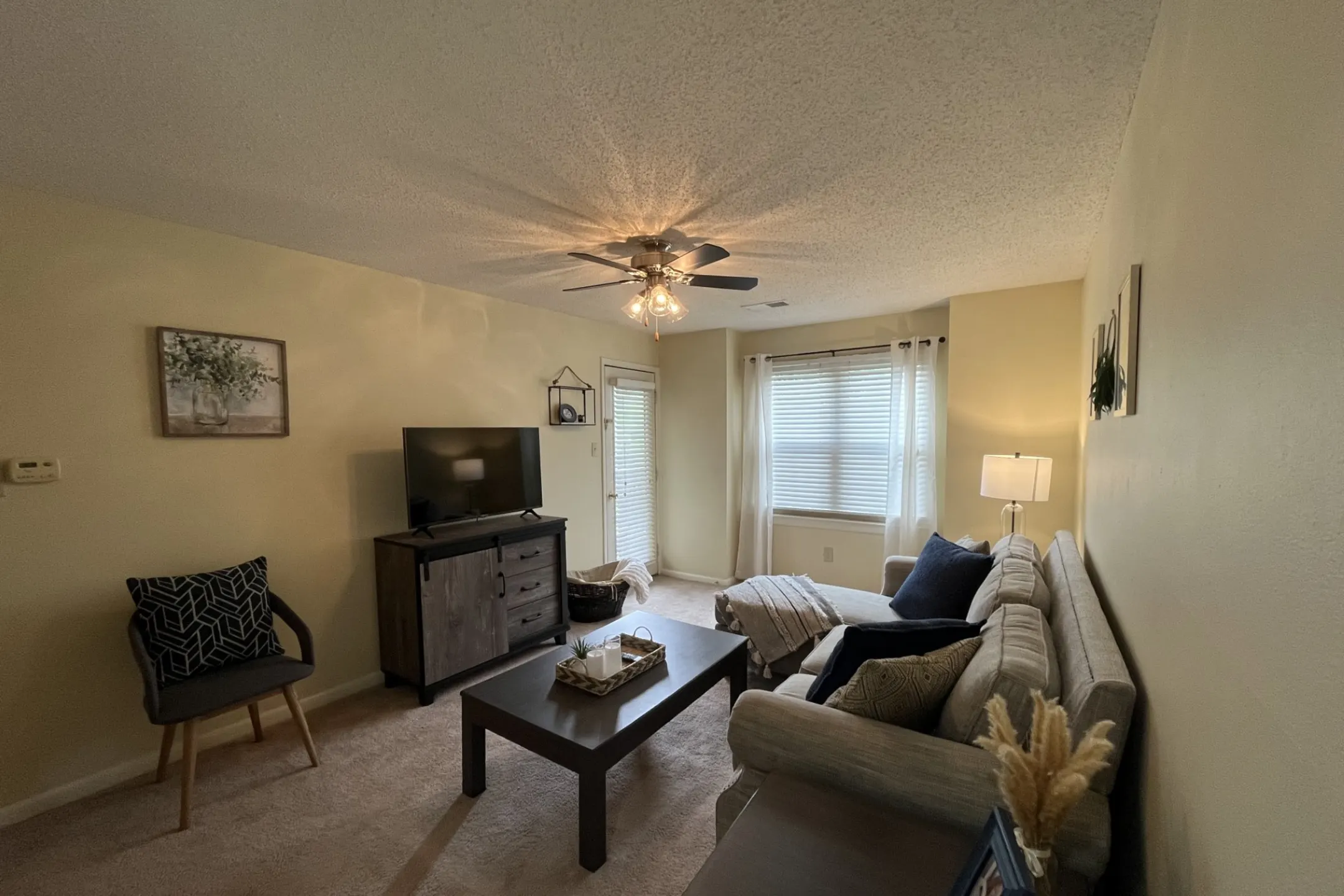 Monroeville Apartments at Belmont Ridge 1100 Belmont Boulevard Suite